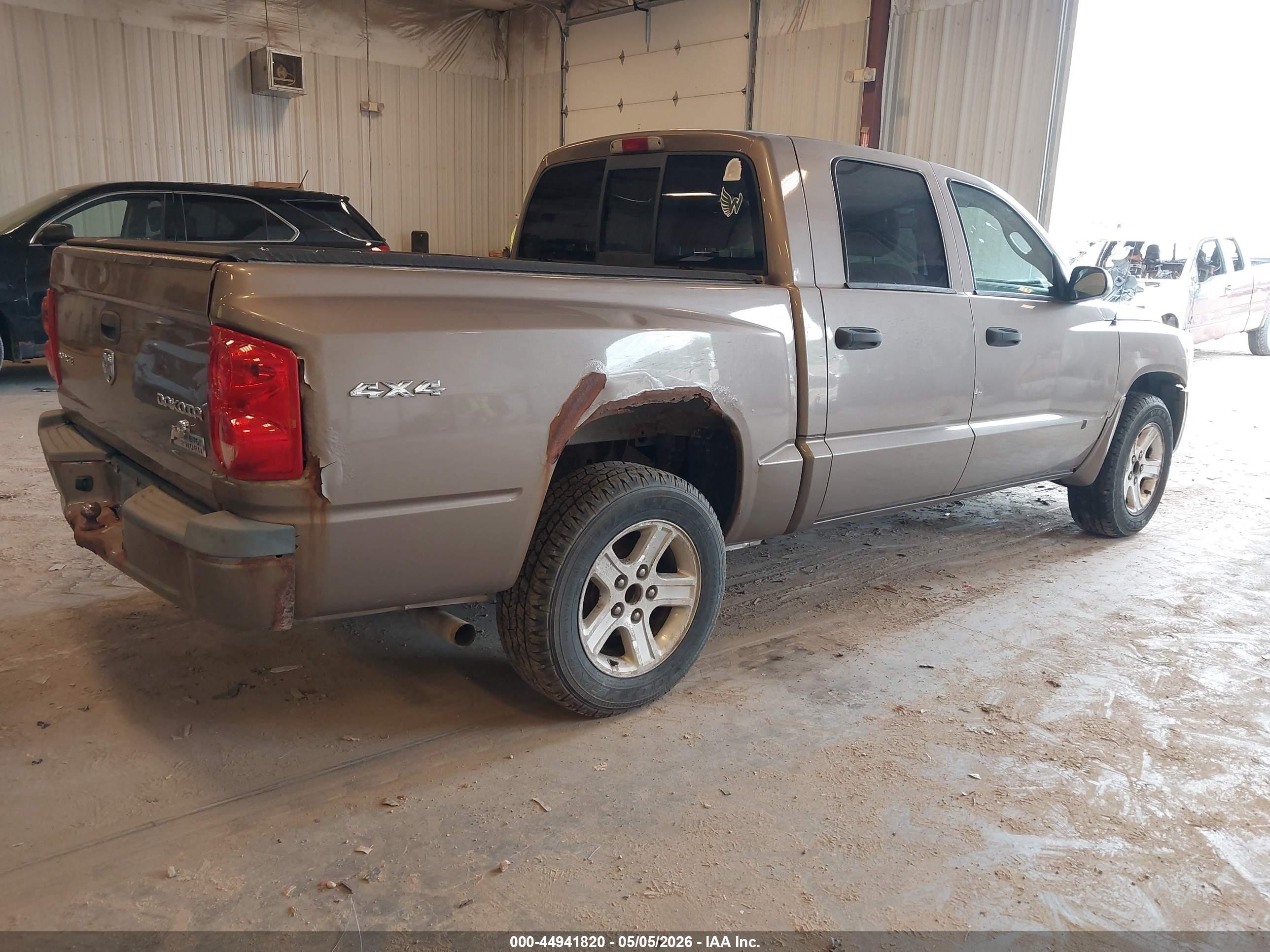 2009 Dodge Dakota Bighorn/lonestar Коричневый vin: 1D7HW38K59S779010