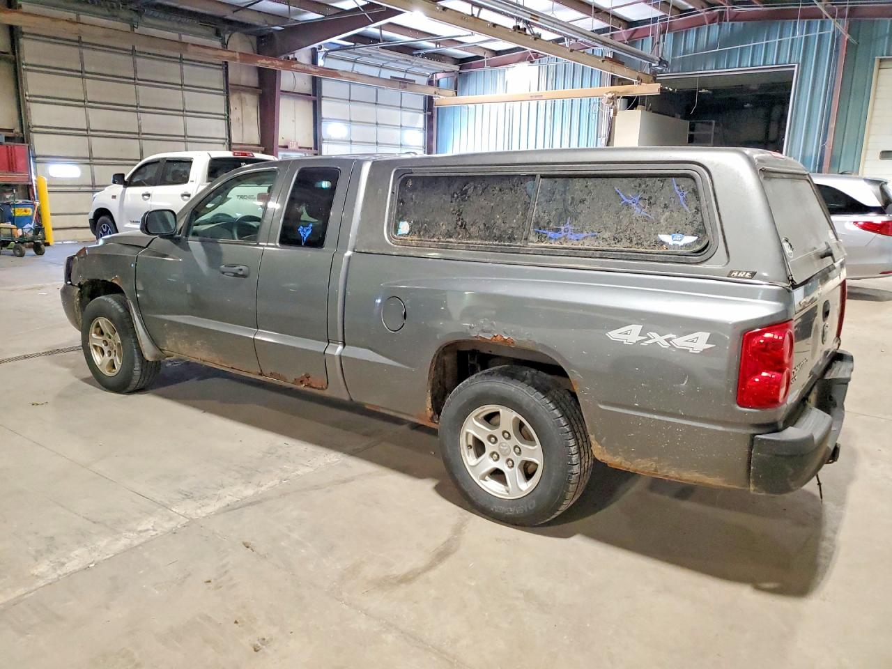 2007 Dodge Dakota Slt Серый vin: 1D7HW42K07S113328