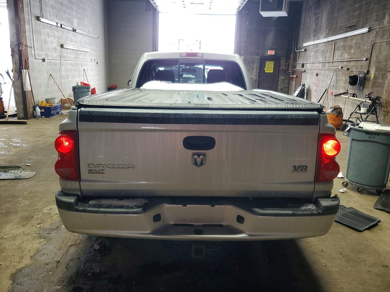 2008 Dodge Dakota Slt Silver vin: 1D7HW42N38S598415
