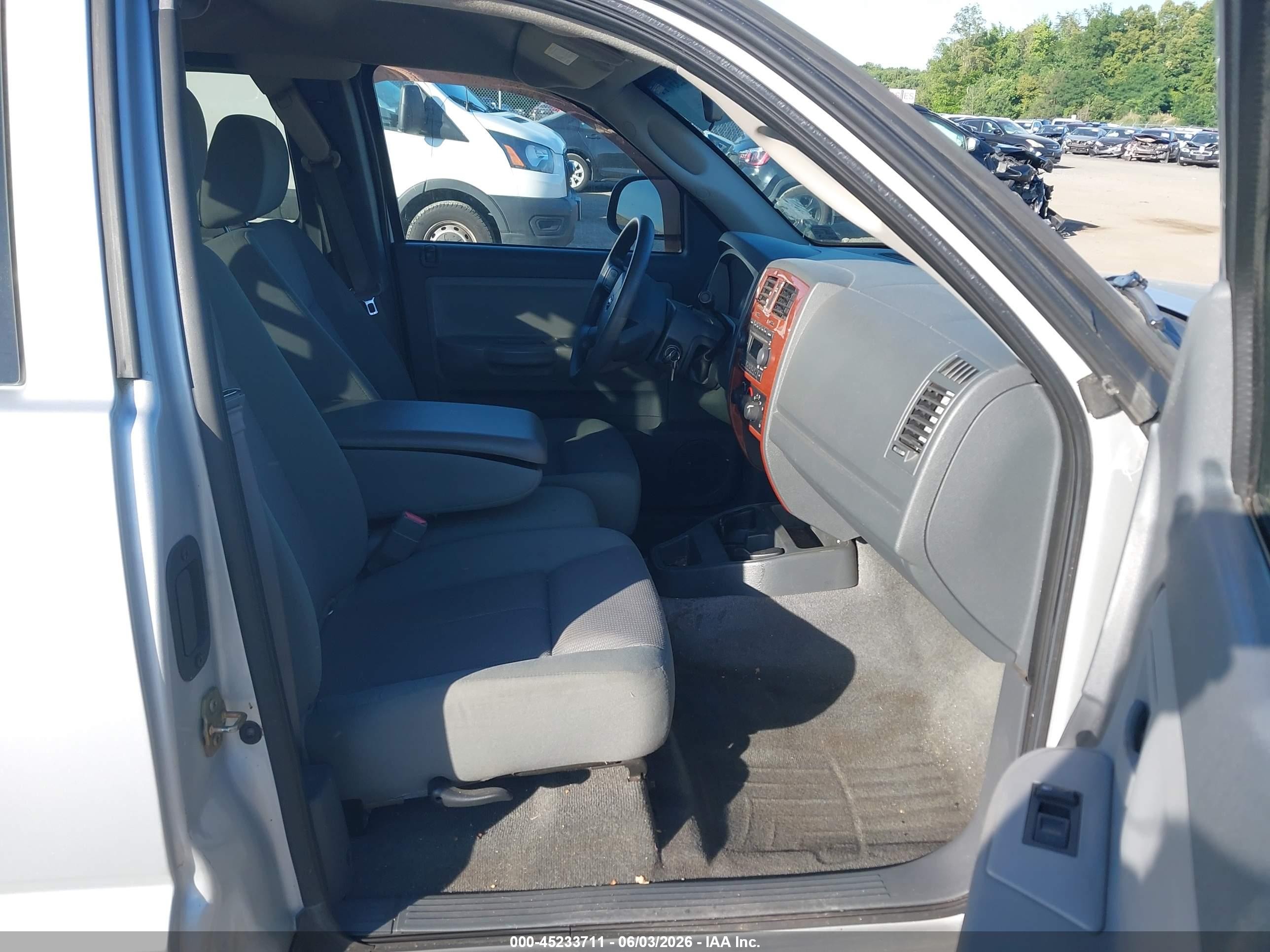 2005 Dodge Dakota Slt Silver vin: 1D7HW42N55S331238