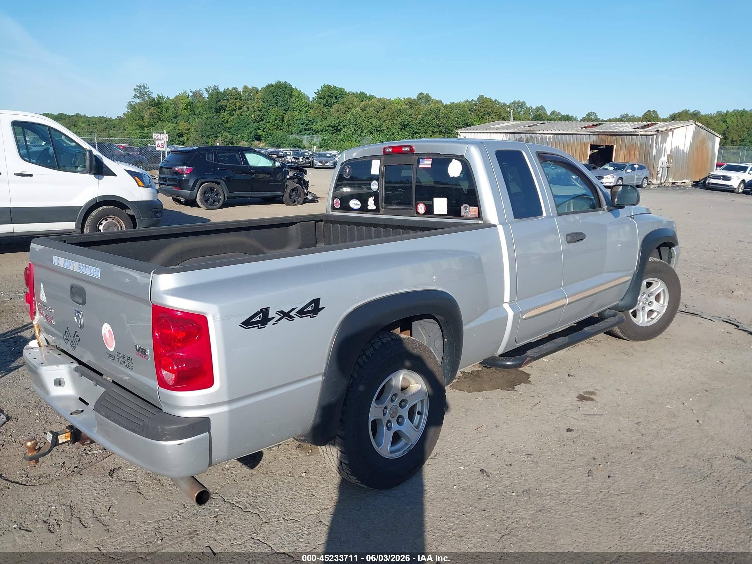 2005 Dodge Dakota Slt Silver vin: 1D7HW42N55S331238