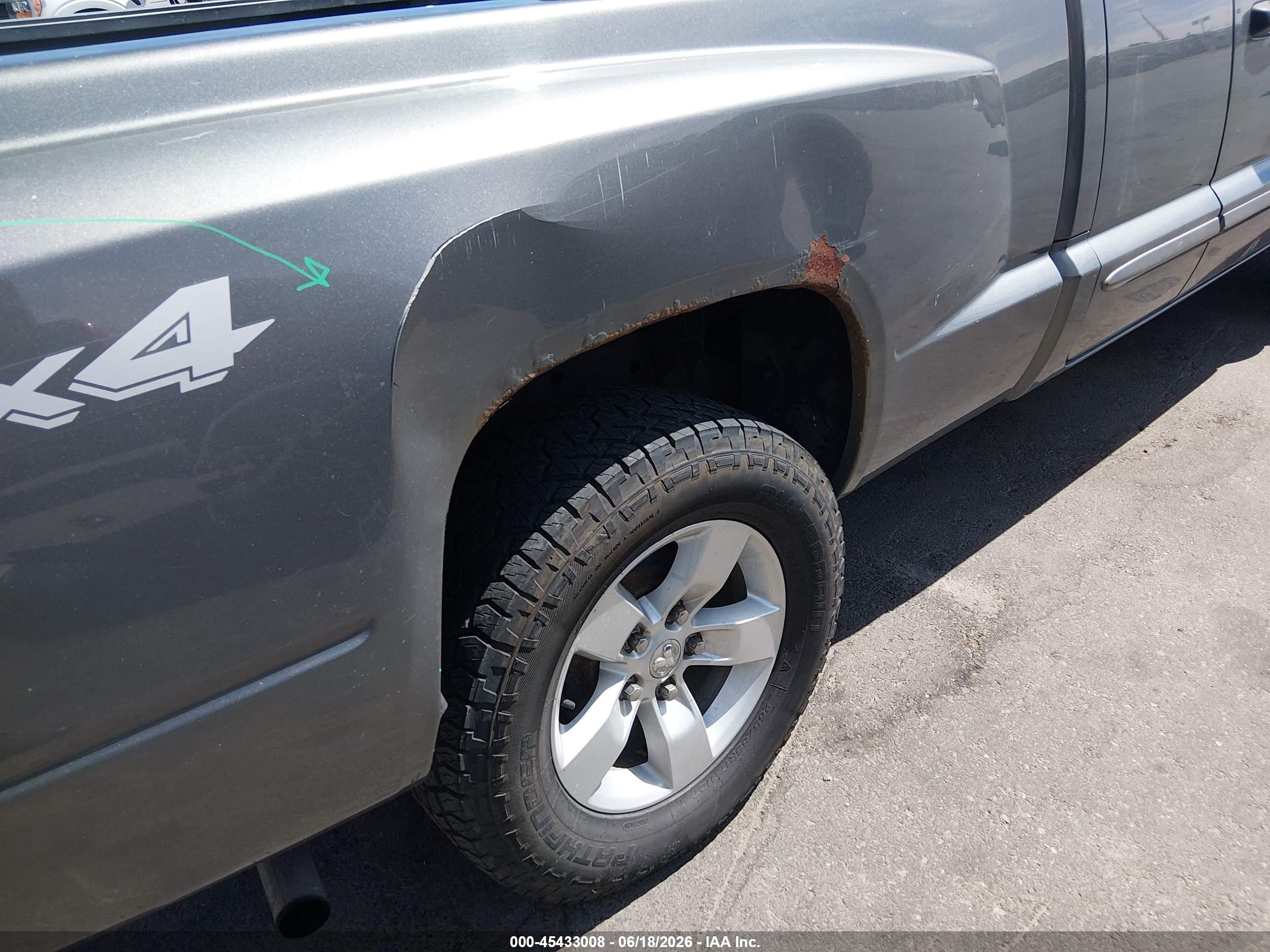 2005 Dodge Dakota Slt Silver vin: 1D7HW42NX5S248176