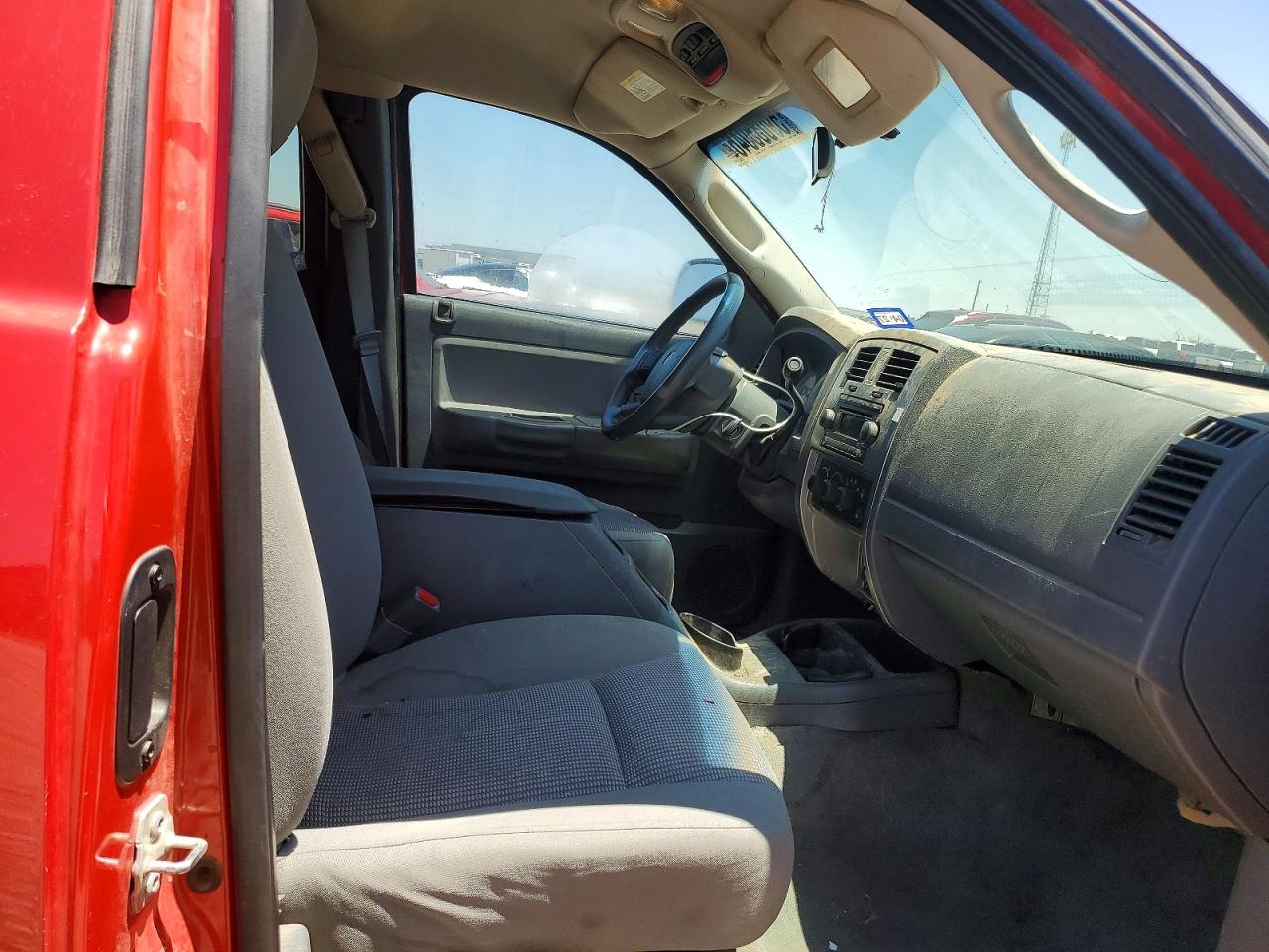 2007 Dodge Dakota Red vin: 1D7HW42P47S248582