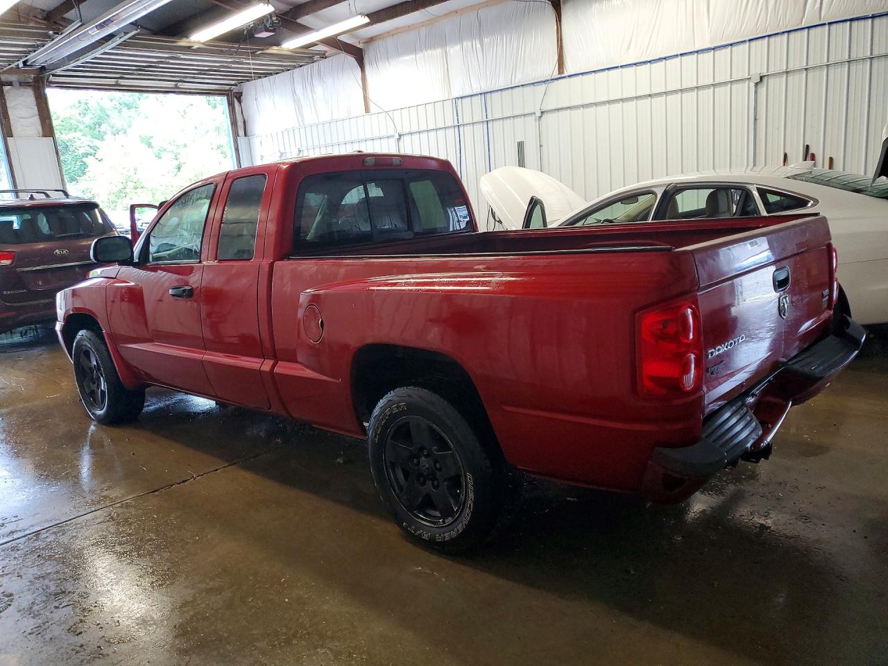 2007 Dodge Dakota Slt Red vin: 1D7HW42P57S268100
