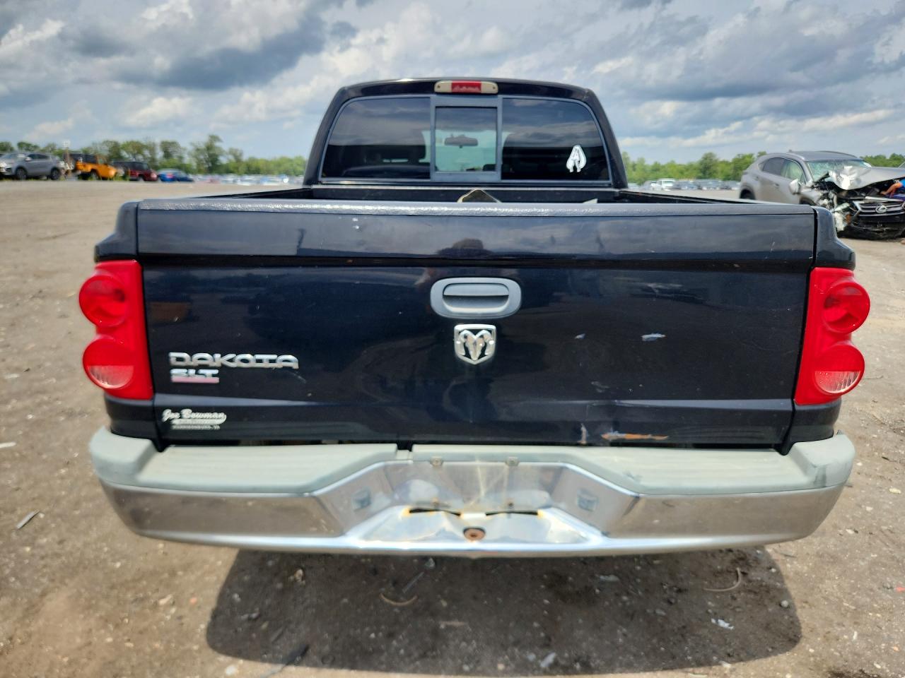 2005 Dodge Dakota Black vin: 1D7HW48K25S338466