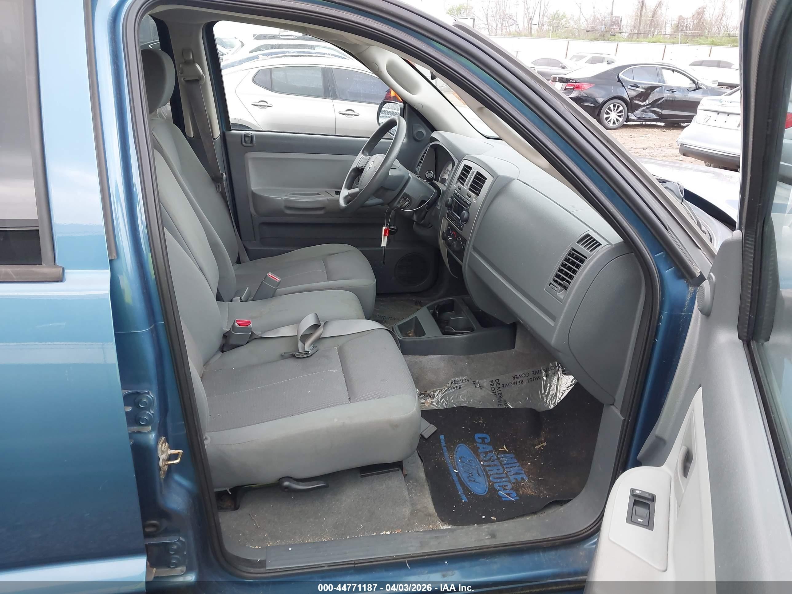 2006 Dodge Dakota Slt Синий vin: 1D7HW48K66S703958