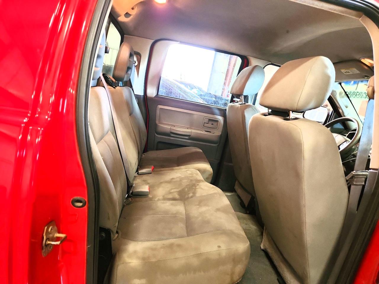 2006 Dodge Dakota Quad Slt Red vin: 1D7HW48N06S561388