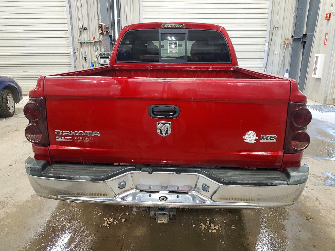 2006 Dodge Dakota Quad Slt Red vin: 1D7HW48N06S708017