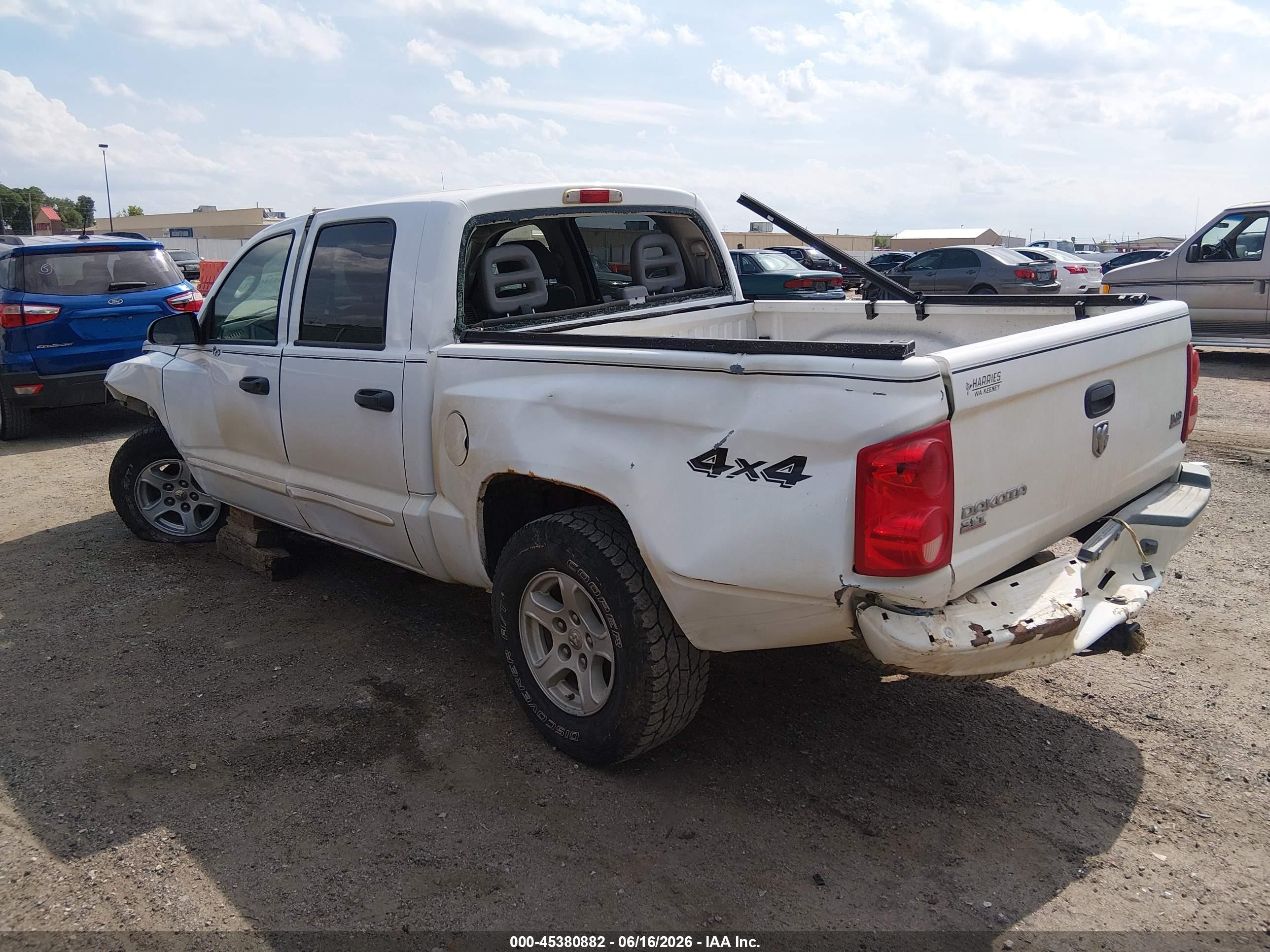 2005 Dodge Dakota Slt White vin: 1D7HW48N35S298019