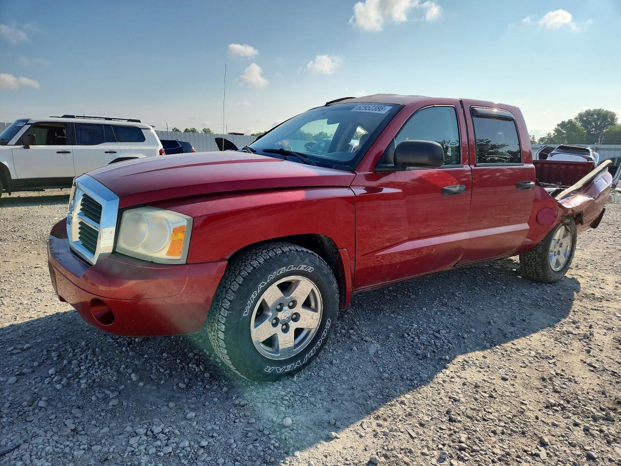 2006 Dodge Dakota Quad Slt Red vin: 1D7HW48N56S508265