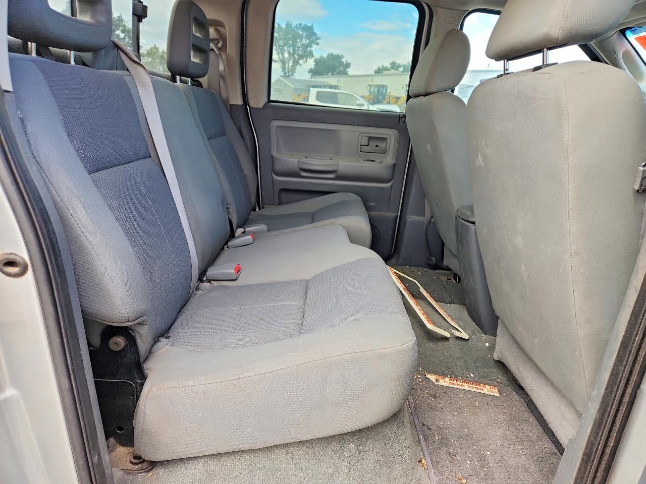2006 Dodge Dakota Quad Slt Silver vin: 1D7HW48N56S704237