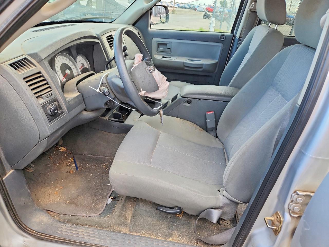 2006 Dodge Dakota Quad Slt Silver vin: 1D7HW48N56S704237