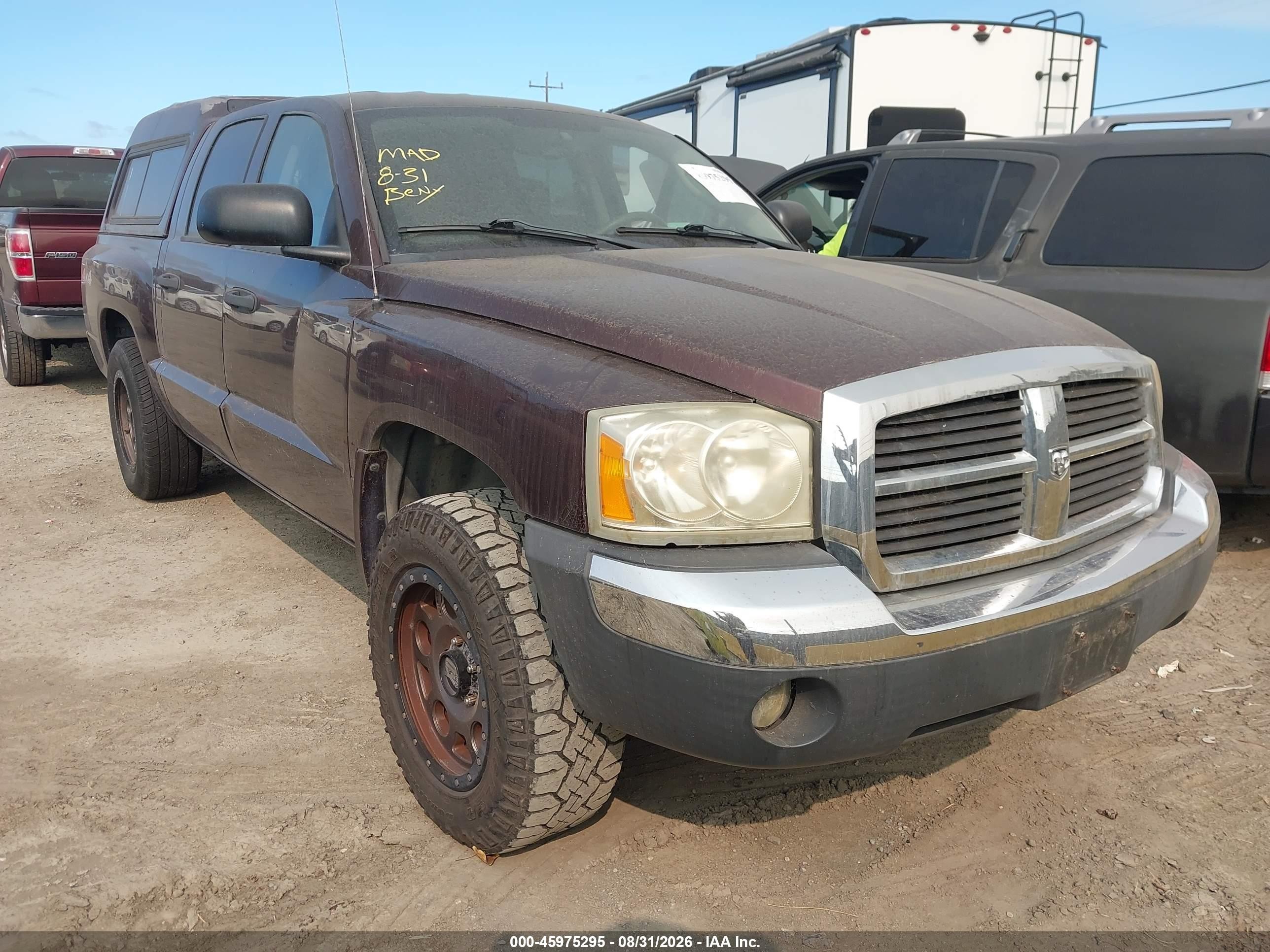 2005 Dodge Dakota Slt Burgundy vin: 1D7HW48N65S158515