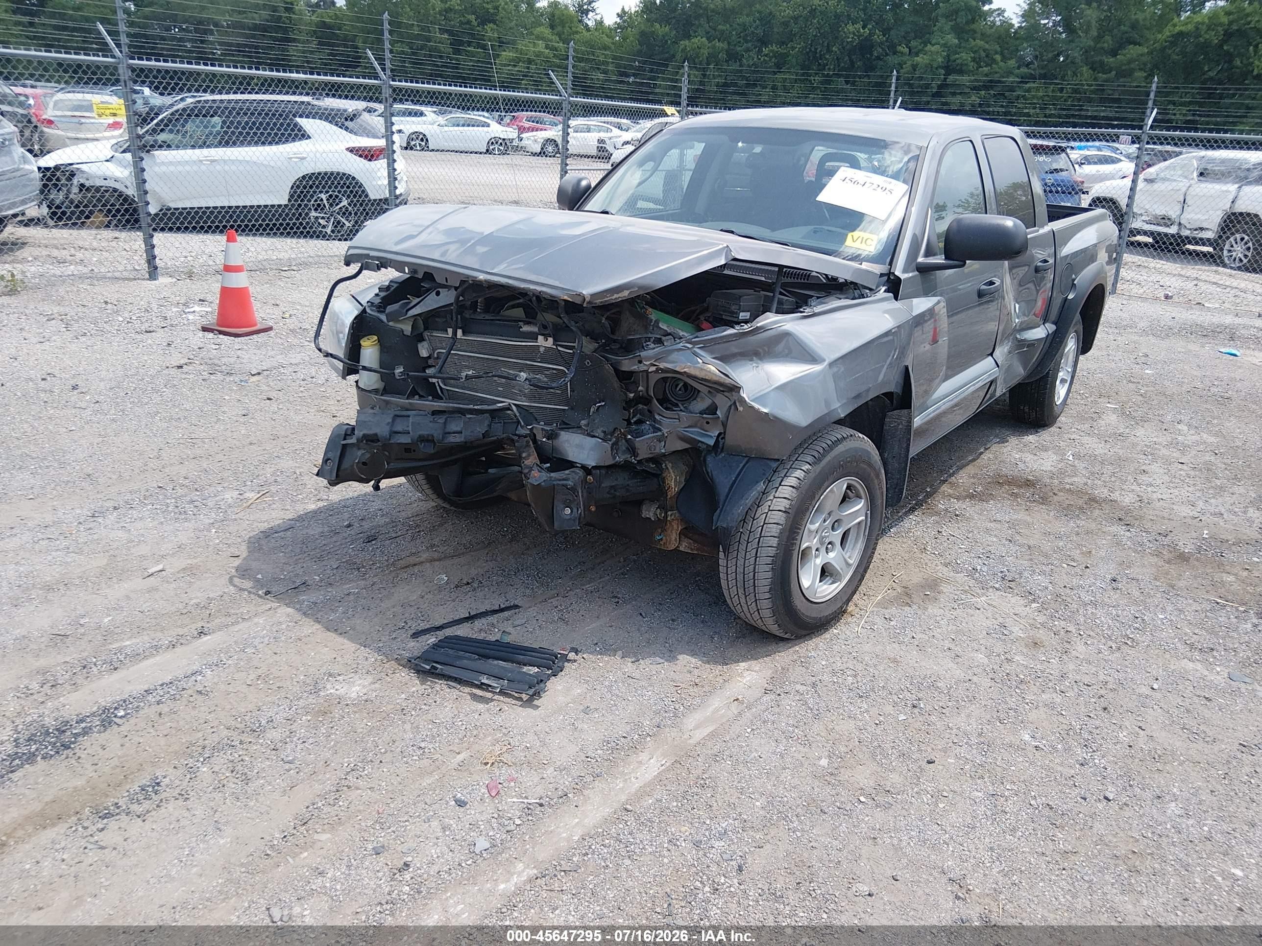 2006 Dodge Dakota Slt Серый vin: 1D7HW48N76S703817