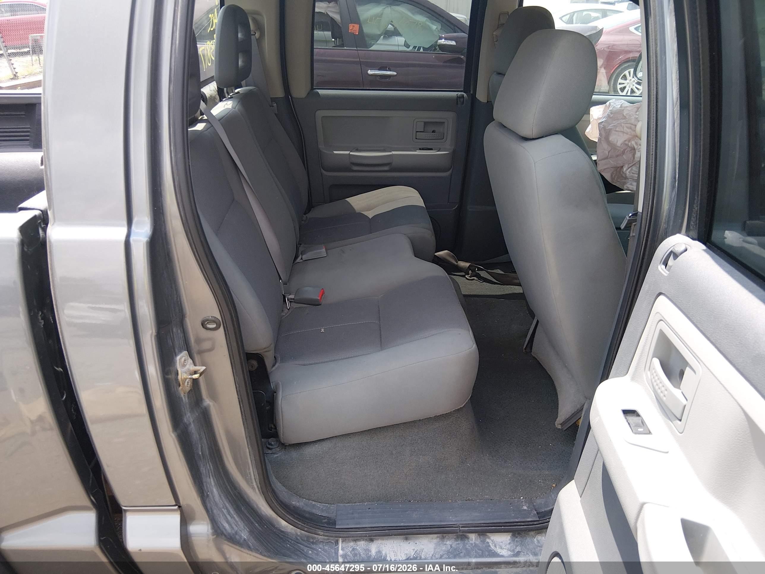 2006 Dodge Dakota Slt Серый vin: 1D7HW48N76S703817