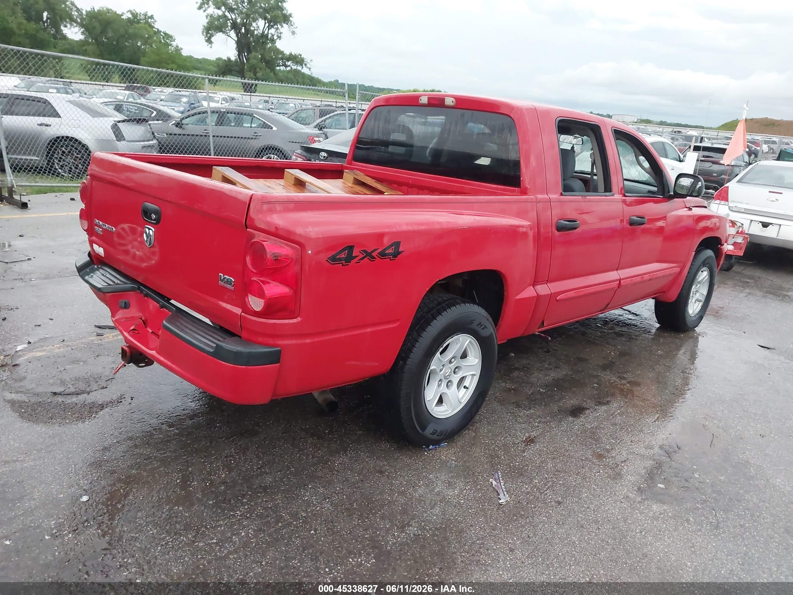 2005 Dodge Dakota Slt Красный vin: 1D7HW48N85S254596
