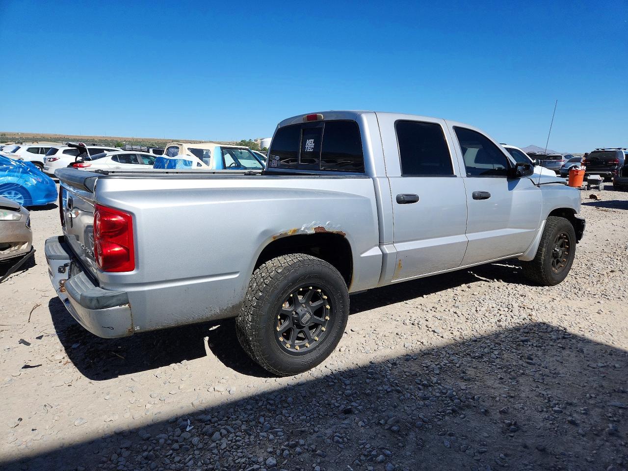 2008 Dodge Dakota Quad Slt Silver vin: 1D7HW48N88S560573