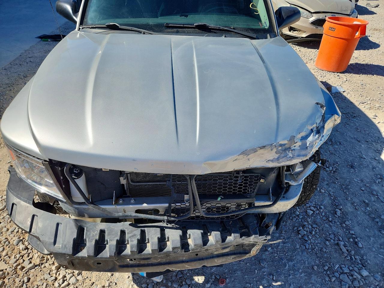 2008 Dodge Dakota Quad Slt Silver vin: 1D7HW48N88S560573