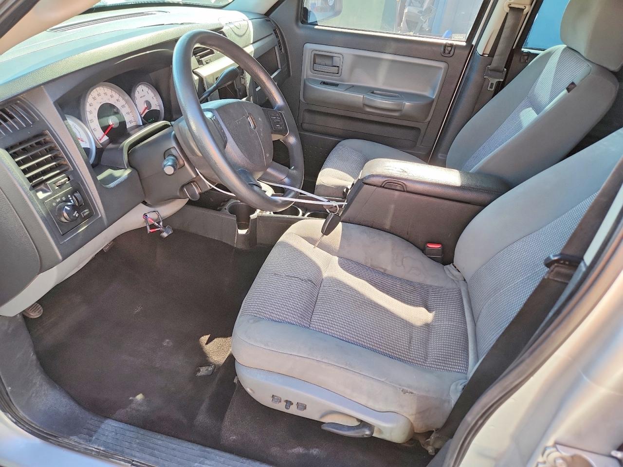 2008 Dodge Dakota Quad Slt Silver vin: 1D7HW48N88S560573