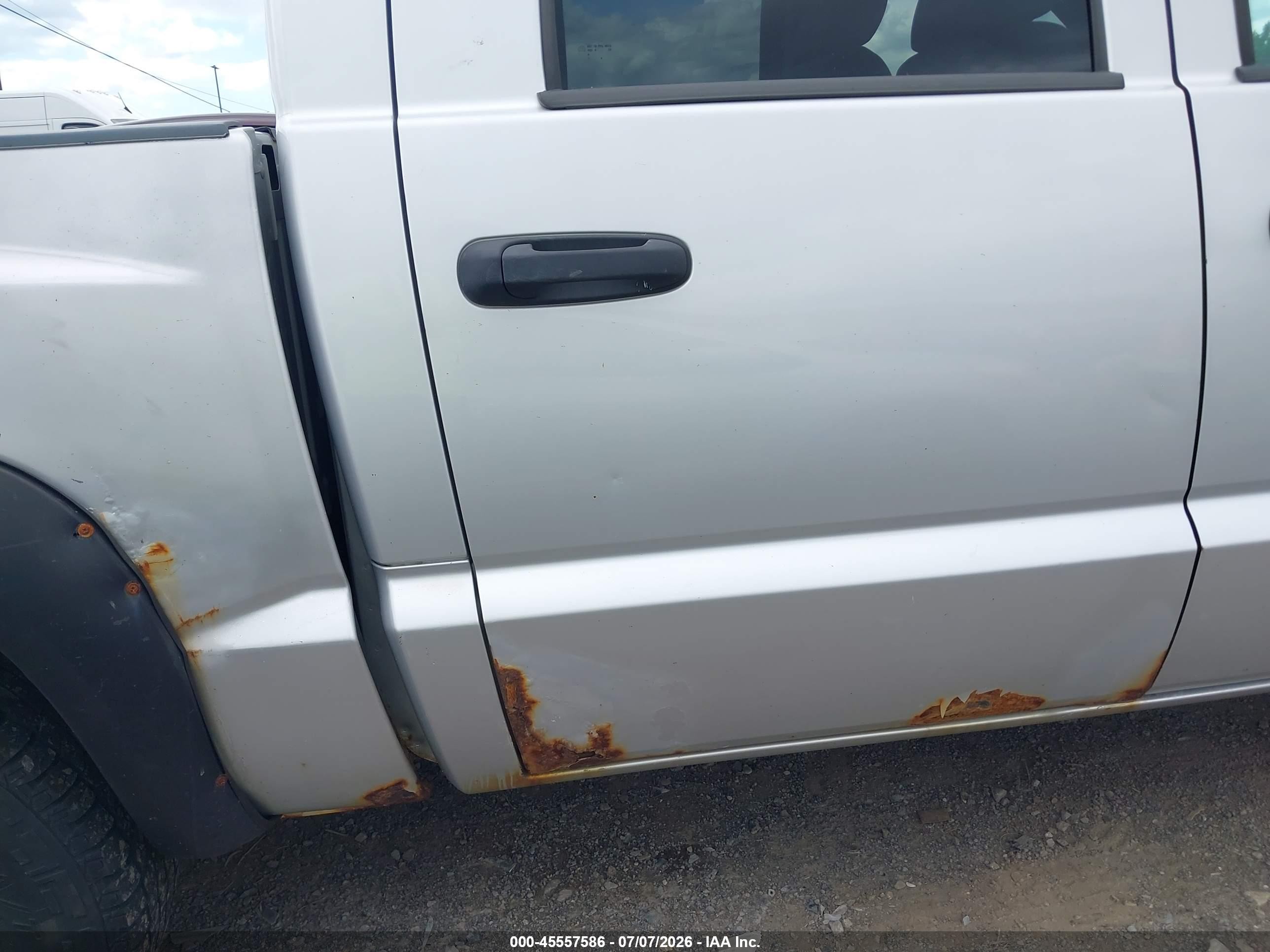 2008 Dodge Dakota Slt Silver vin: 1D7HW48N98S626757