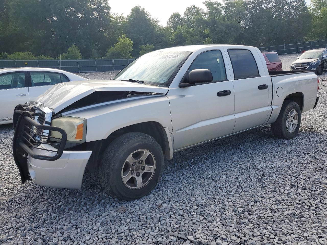 2007 Dodge Dakota Quad Slt Silver vin: 1D7HW48P37S212566