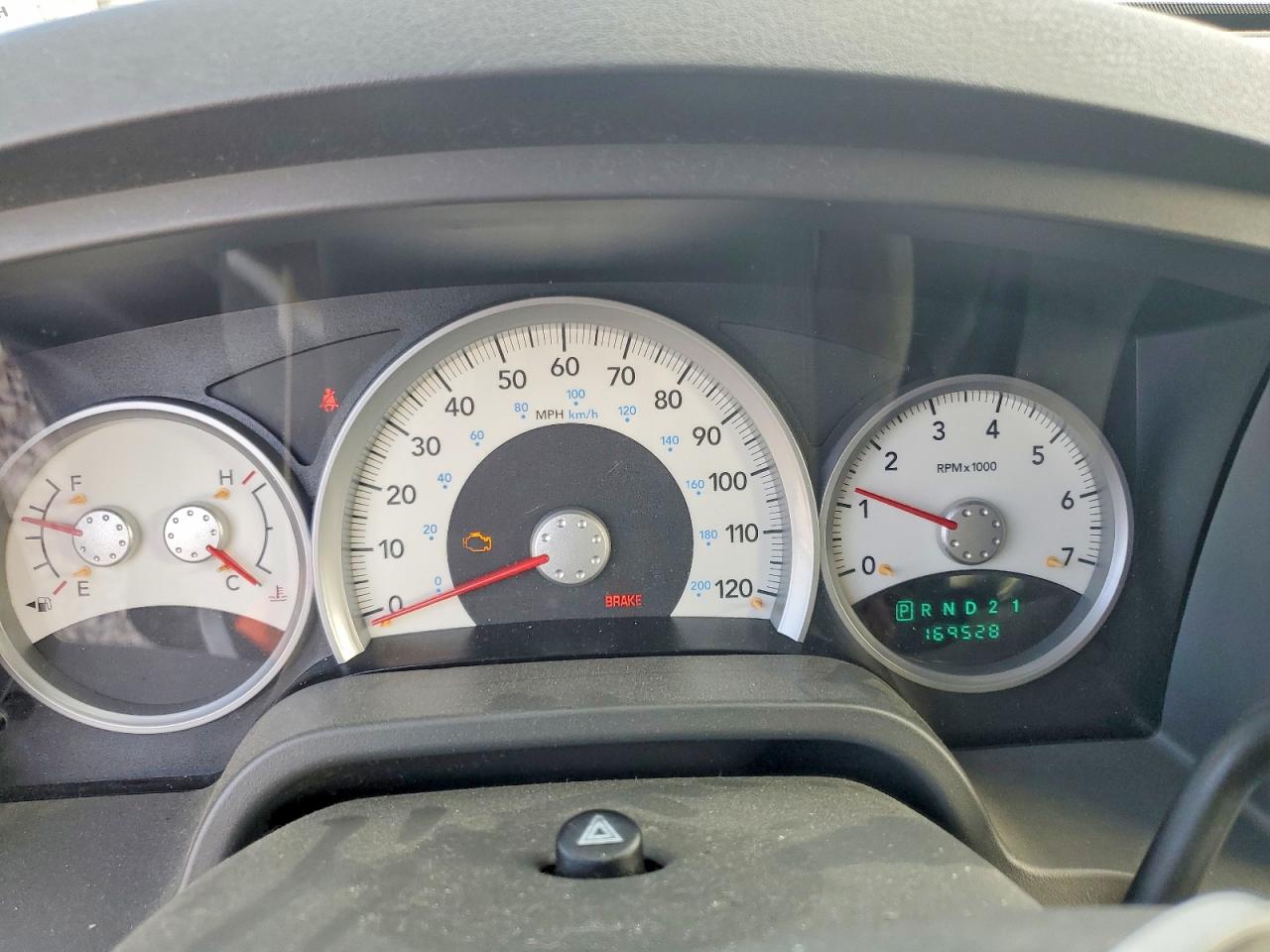 2007 Dodge Dakota Quad Slt Silver vin: 1D7HW48P37S212566