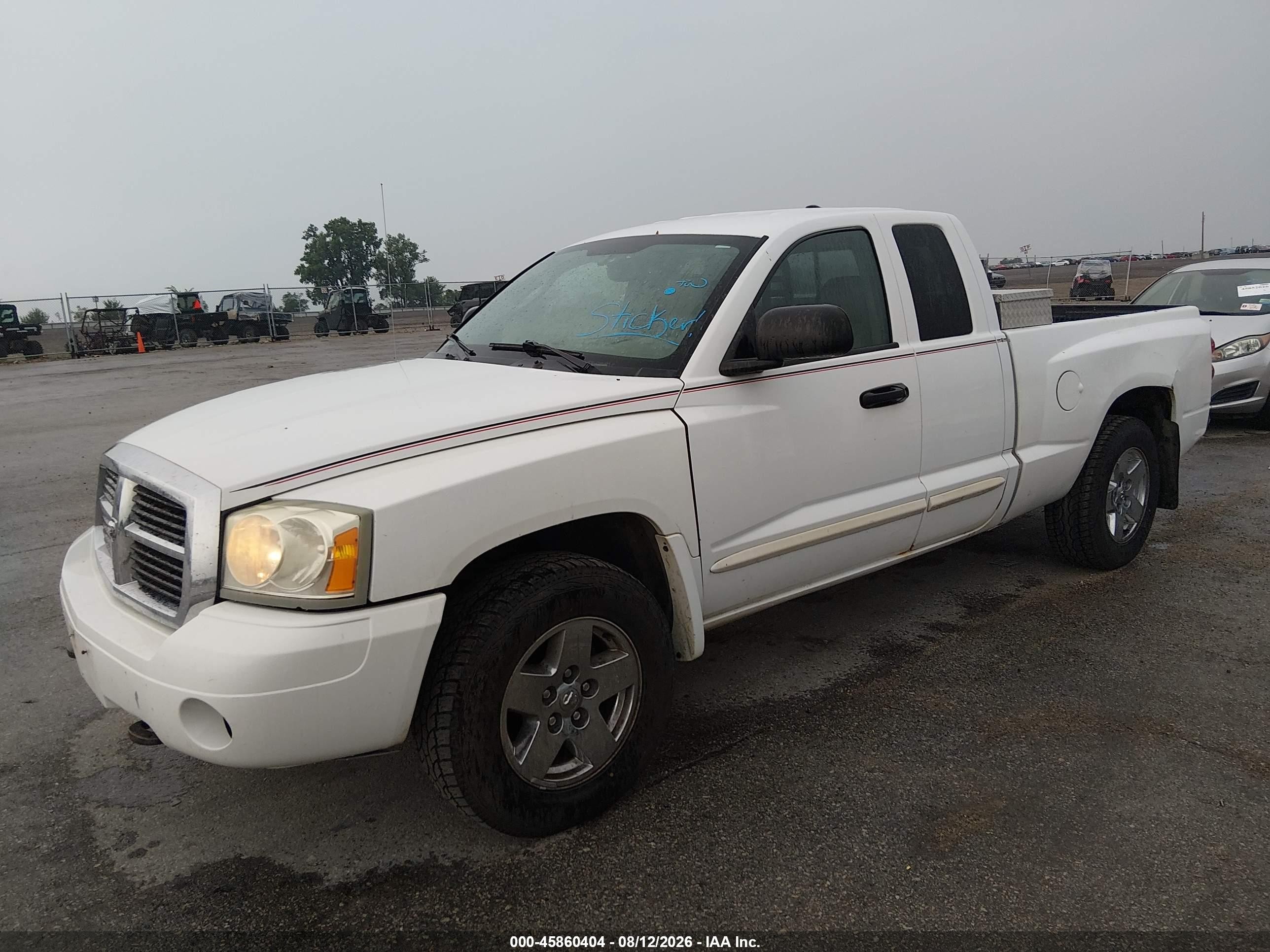 2005 Dodge Dakota Laramie Белый vin: 1D7HW52N05S103850