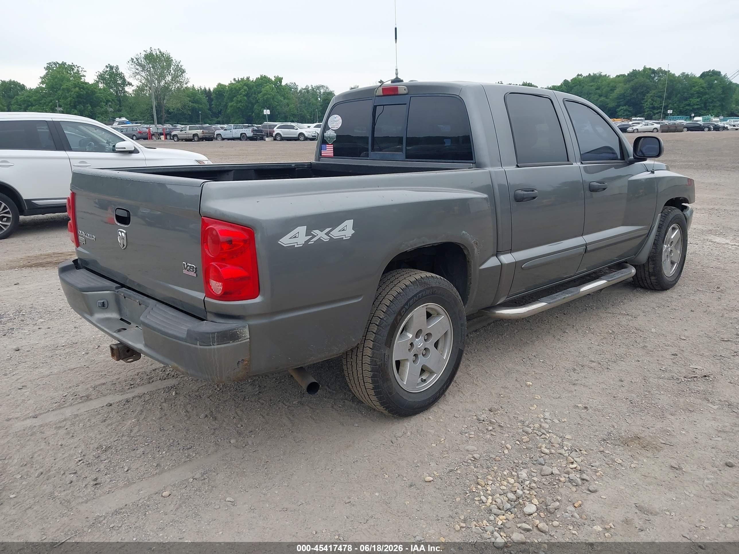 2006 Dodge Dakota Laramie Gray vin: 1D7HW58N06S509376