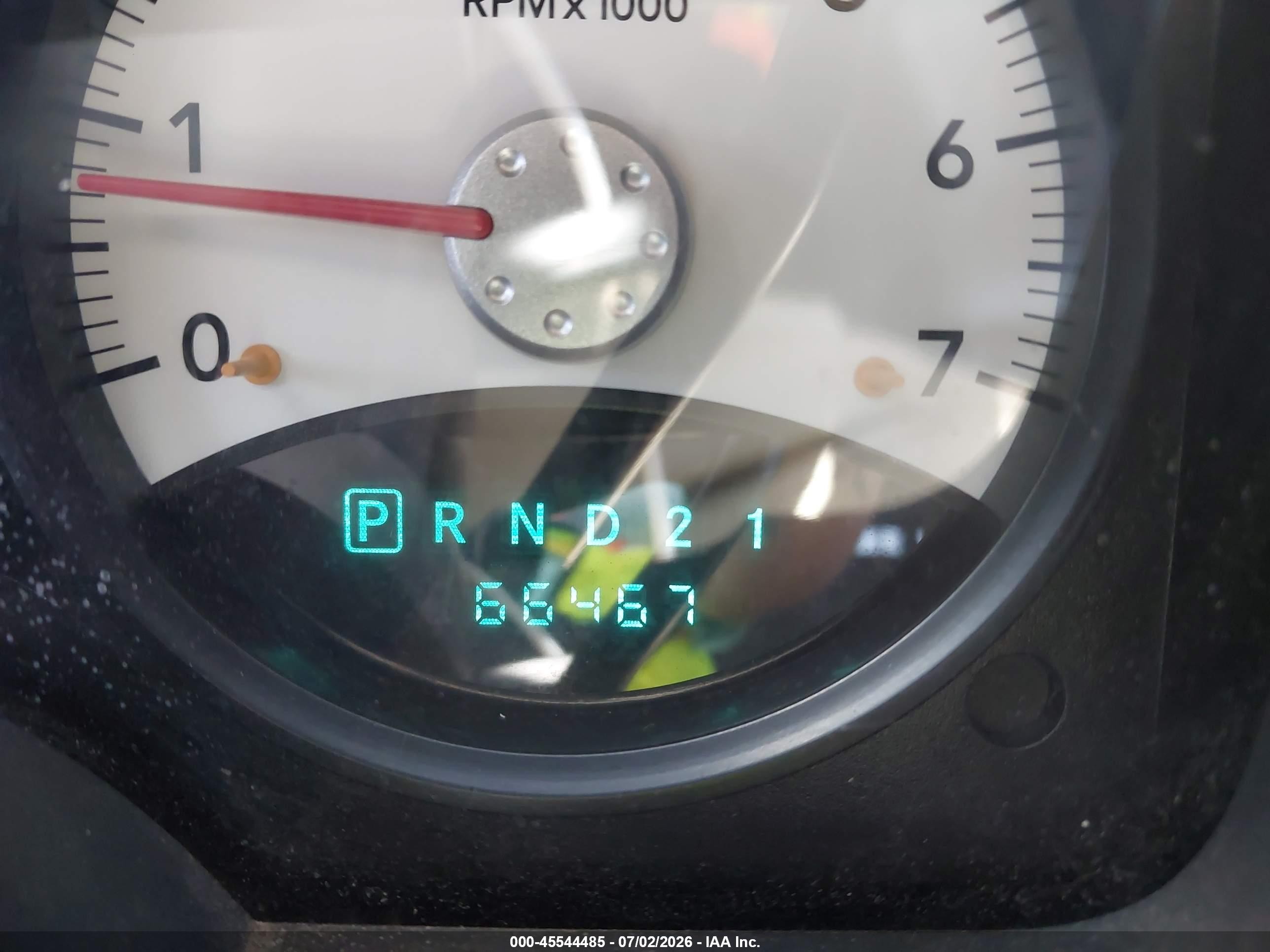 2008 Dodge Dakota Laramie Красный vin: 1D7HW58N08S633554