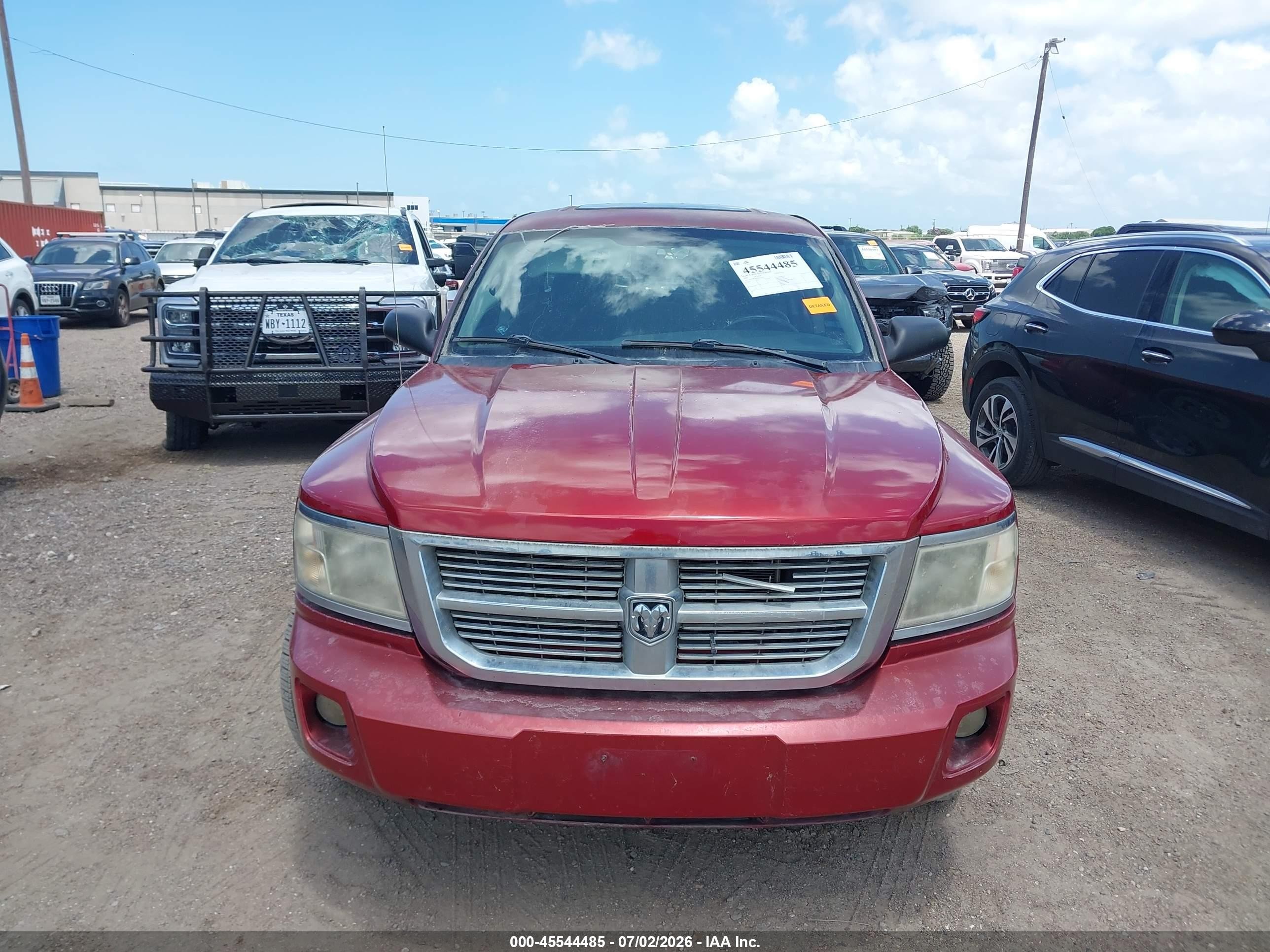 2008 Dodge Dakota Laramie Красный vin: 1D7HW58N08S633554