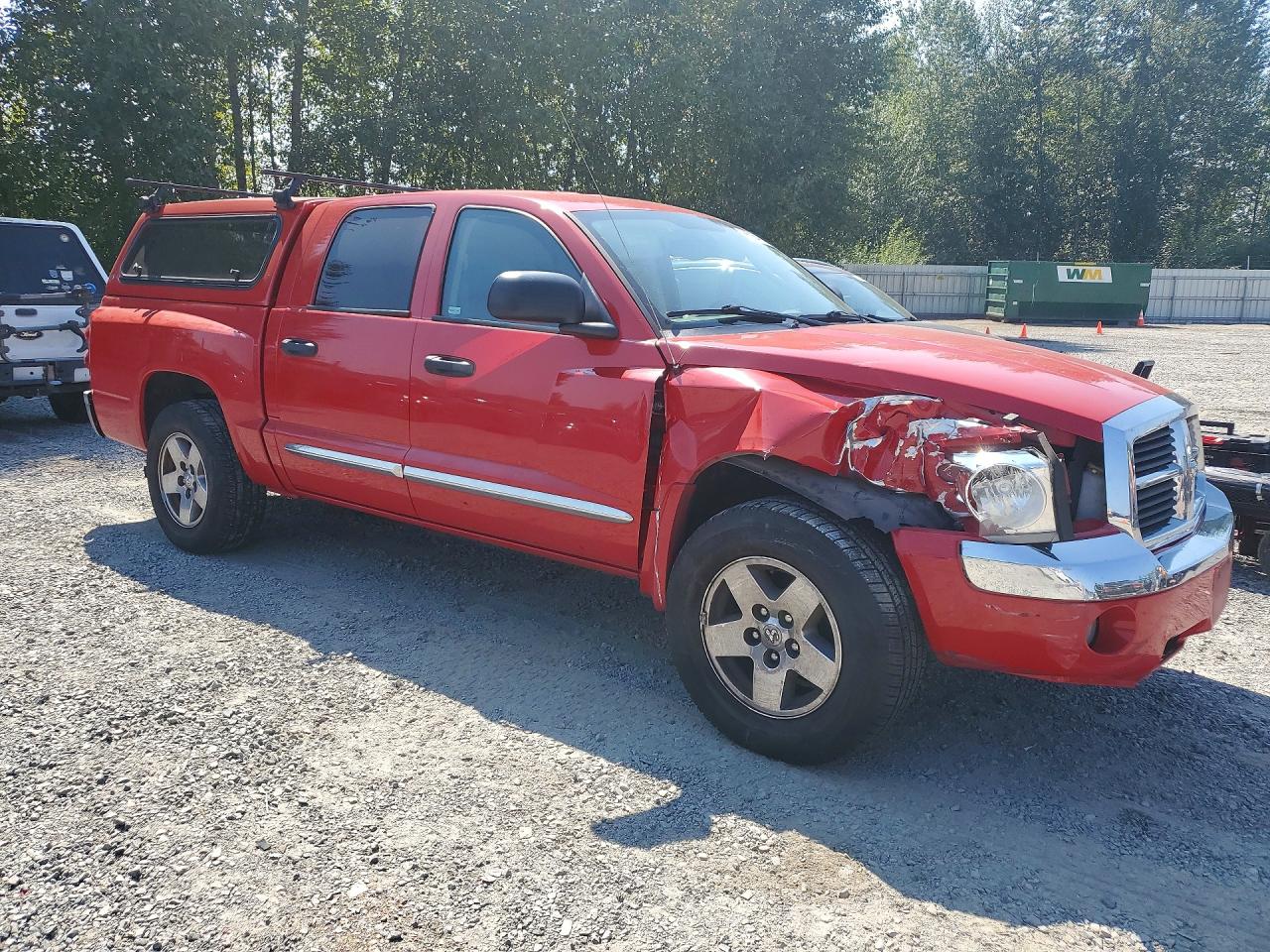 2005 Dodge Dakota Quad Laramie Red vin: 1D7HW58N35S256908