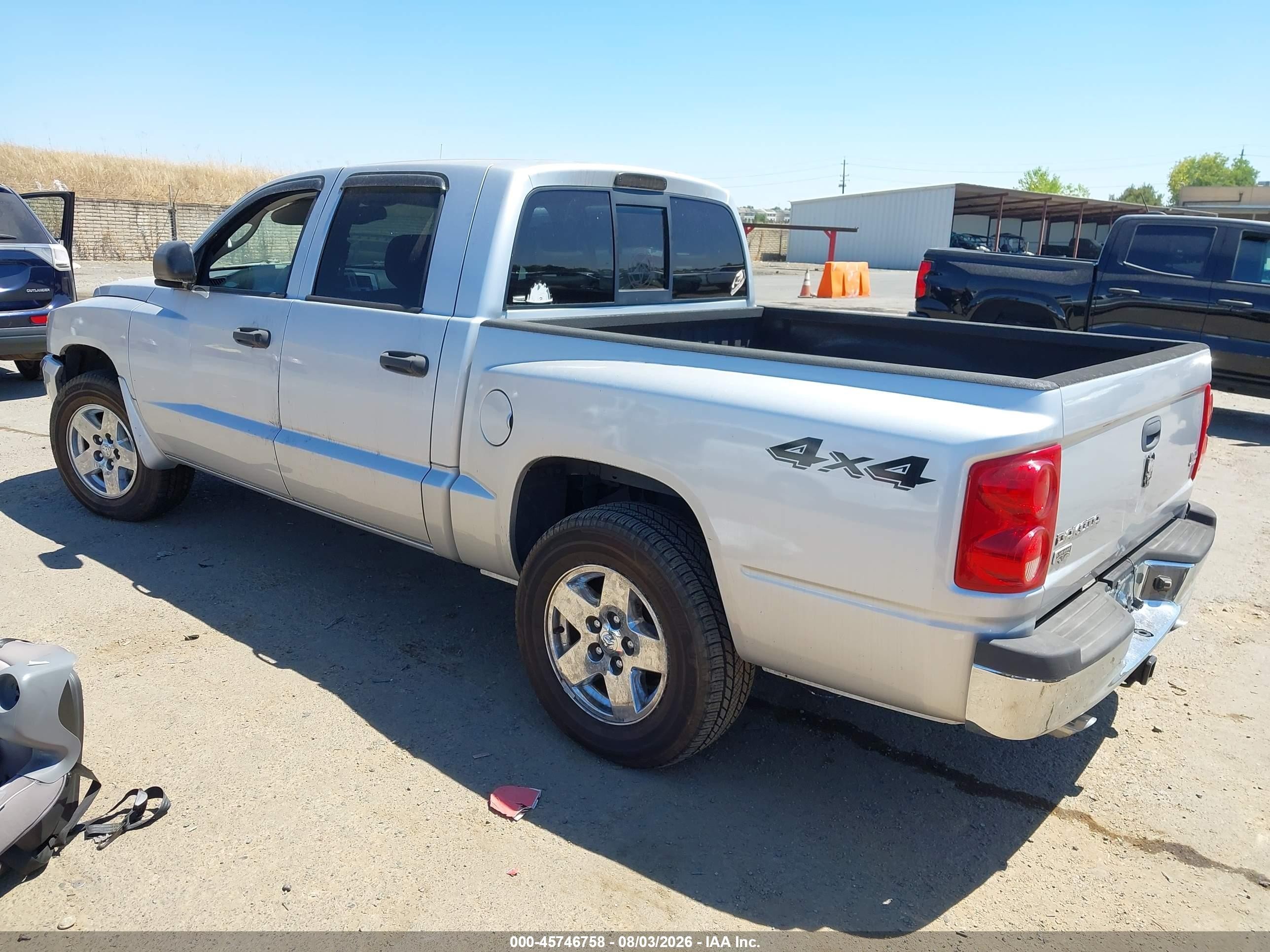 2005 Dodge Dakota Laramie Silver vin: 1D7HW58N45S214604