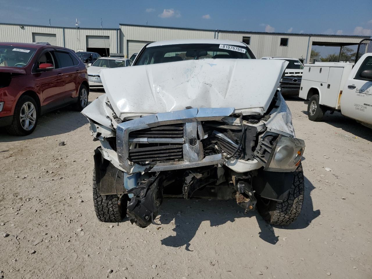 2005 Dodge Dakota Quad Laramie White vin: 1D7HW58N55S289845