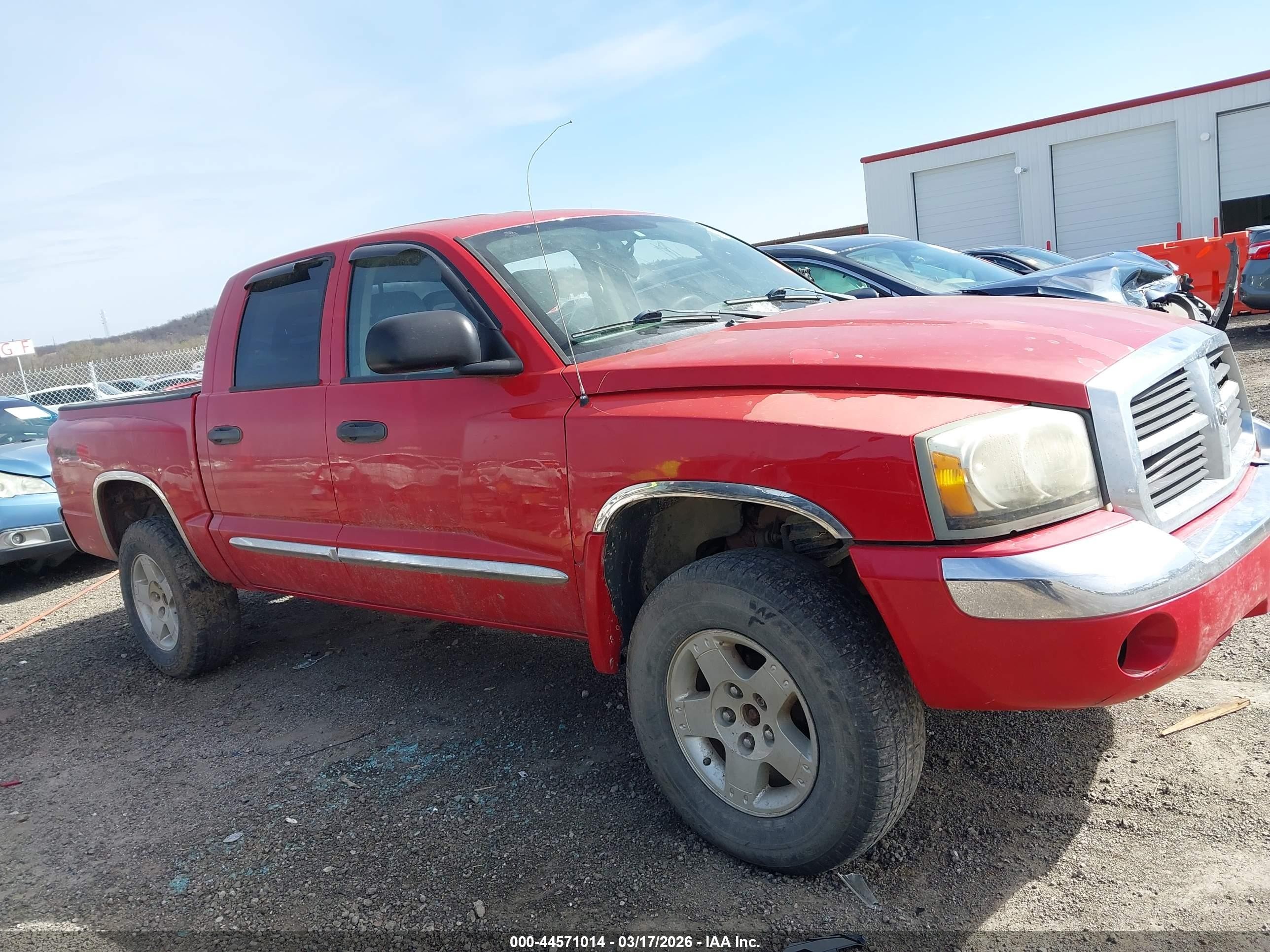 2005 Dodge Dakota Laramie Red vin: 1D7HW58N75S227606