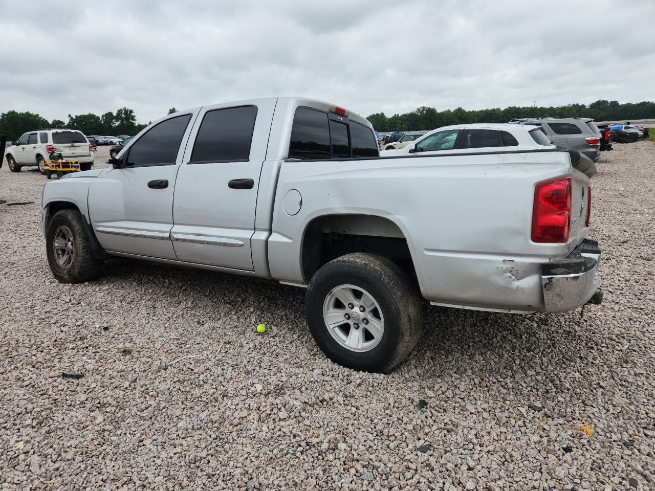 2008 Dodge Dakota Quad Laramie Silver vin: 1D7HW58NX8S602375