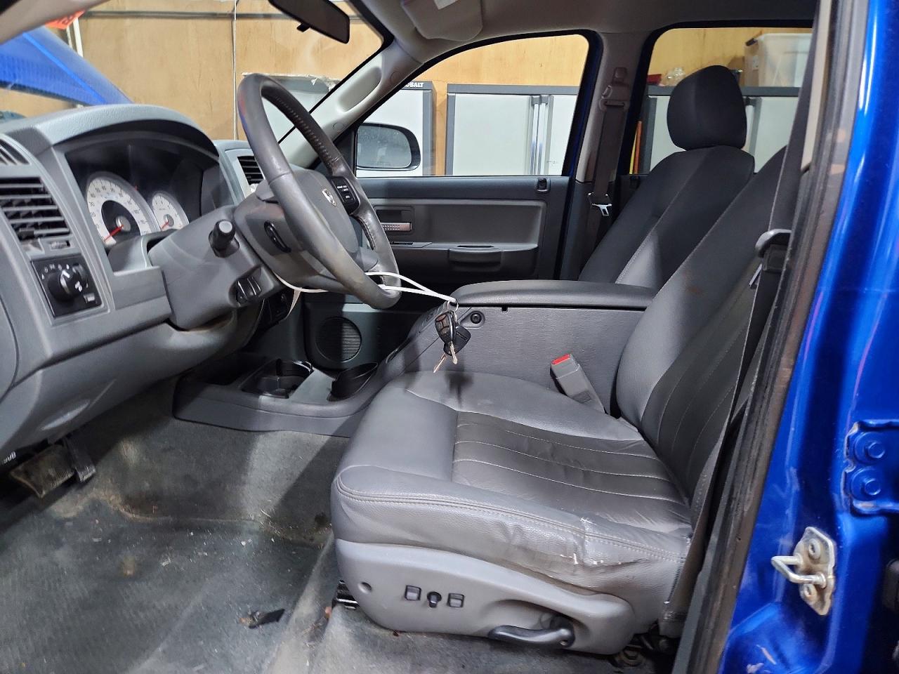 2007 Dodge Dakota Quad Laramie Синий vin: 1D7HW58P27S267435