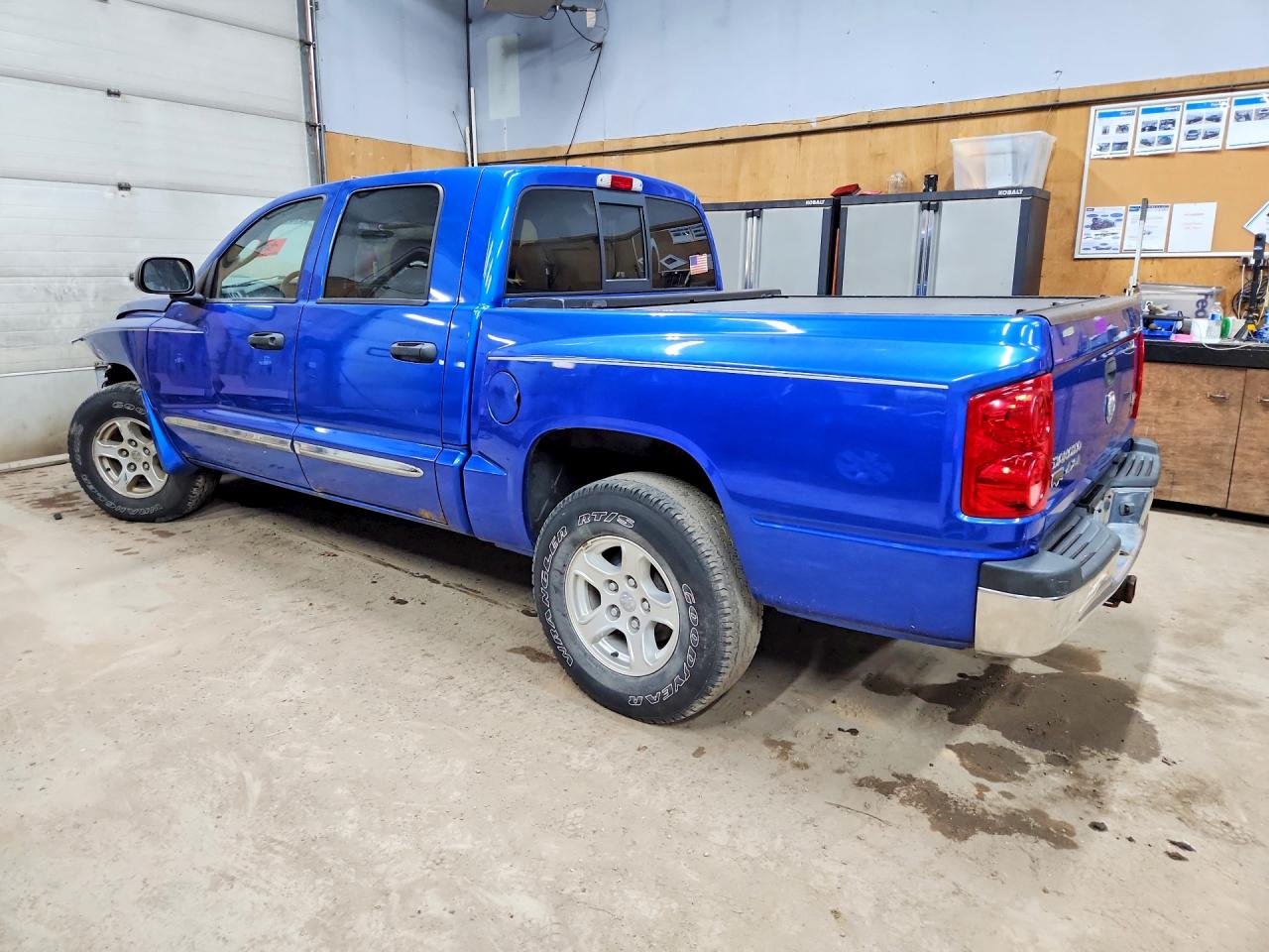 2007 Dodge Dakota Quad Laramie Синий vin: 1D7HW58P27S267435