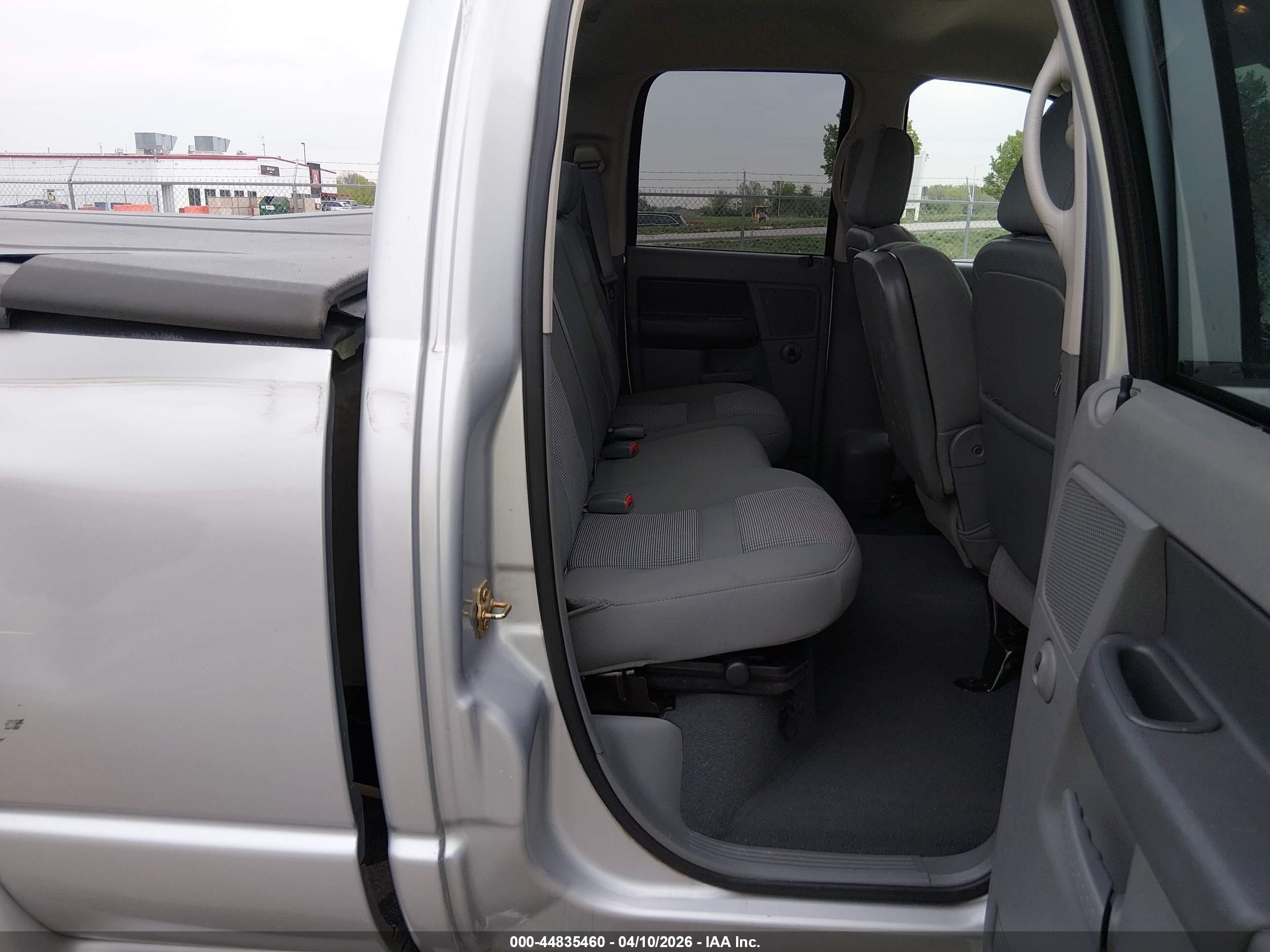 2007 Dodge Ram 2500 Slt/trx4 Off Road/sport/power Wagon Silver vin: 1D7KS28C07J534915
