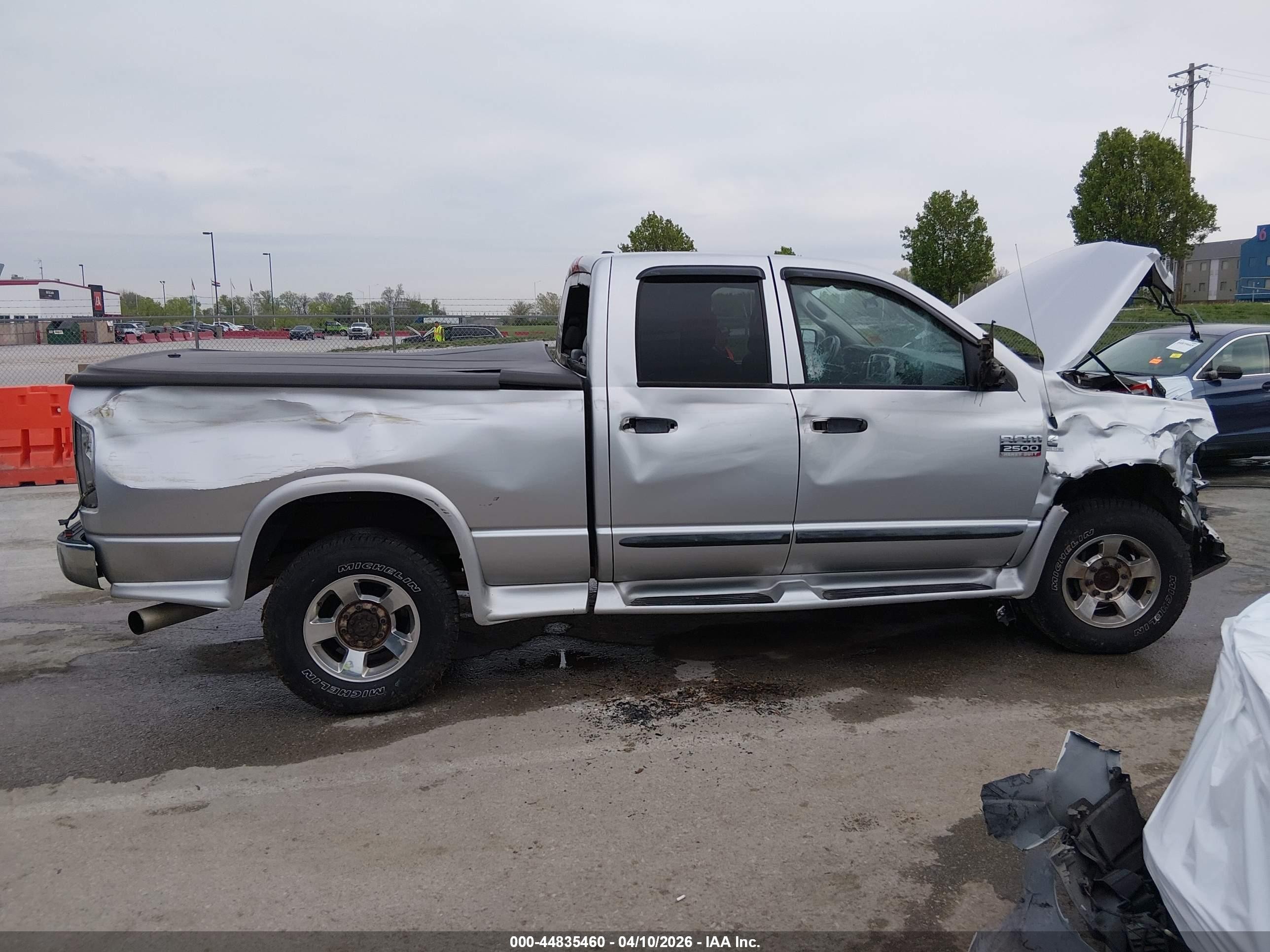 2007 Dodge Ram 2500 Slt/trx4 Off Road/sport/power Wagon Silver vin: 1D7KS28C07J534915