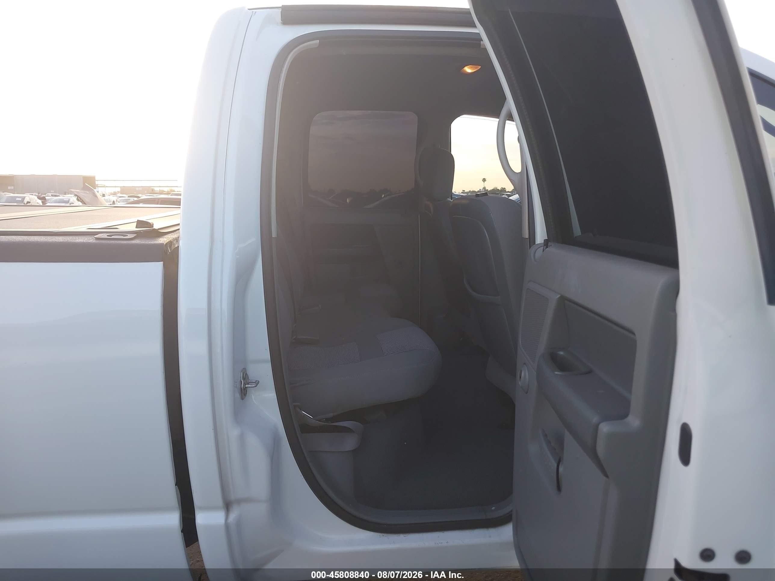 2007 Dodge Ram 2500 Slt/trx4 Off Road/sport/power Wagon White vin: 1D7KS28C17J559063