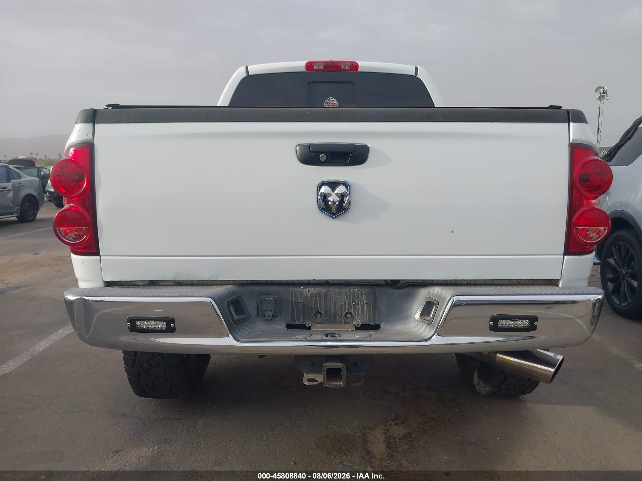 2007 Dodge Ram 2500 Slt/trx4 Off Road/sport/power Wagon White vin: 1D7KS28C17J559063