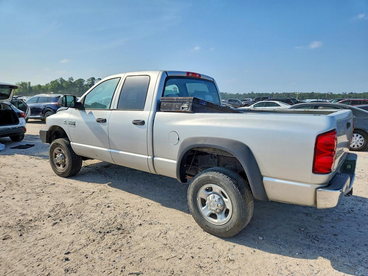 2007 Dodge Ram 2500 St Silver vin: 1D7KS28C97J565404