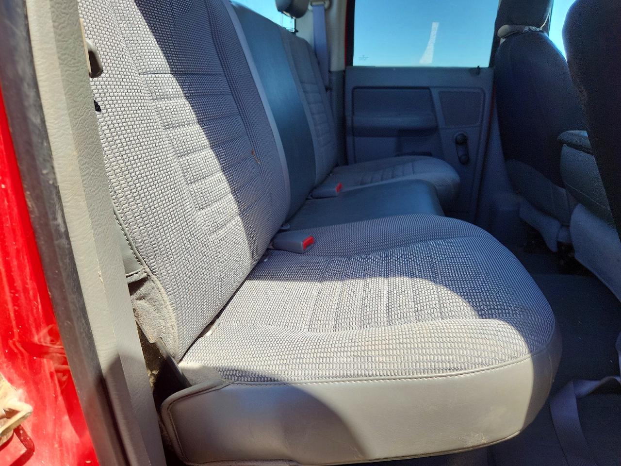 2007 Dodge Ram 2500 St Red vin: 1D7KS28D17J589835