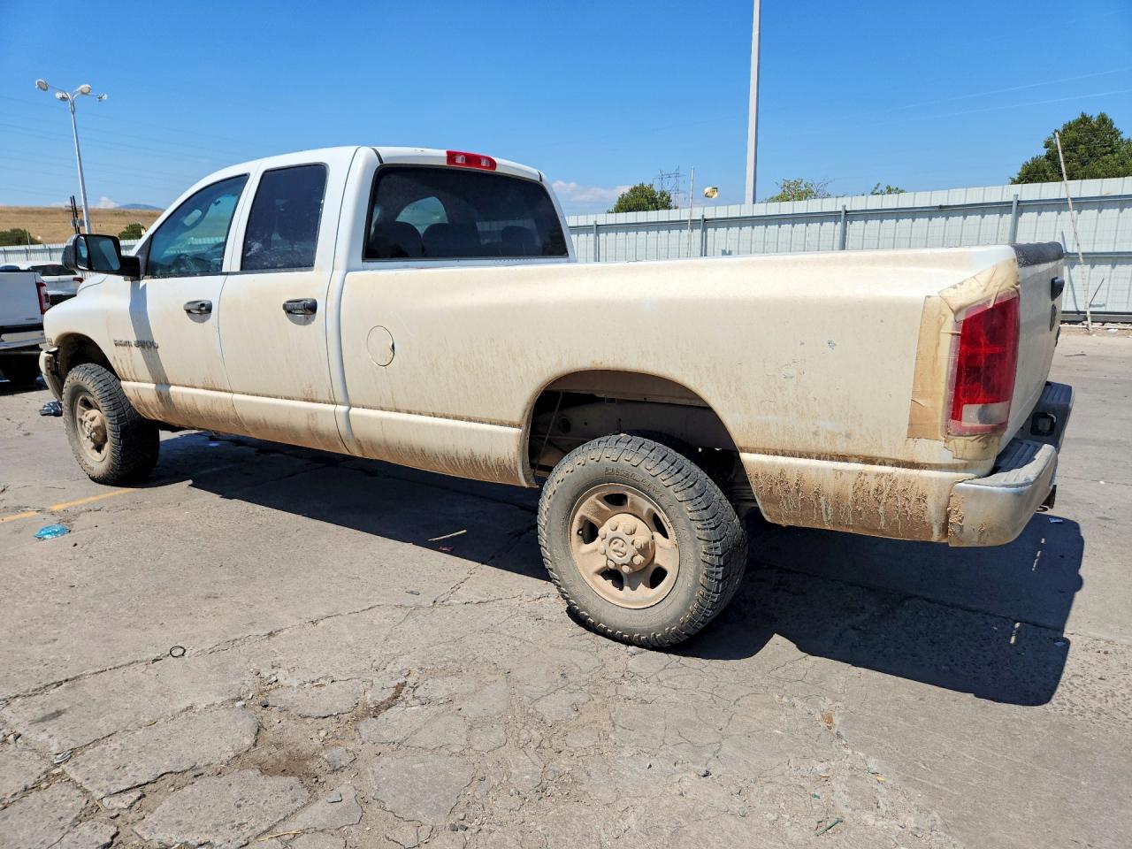 2004 Dodge Ram 2500 St White vin: 1D7KU28D14J295017