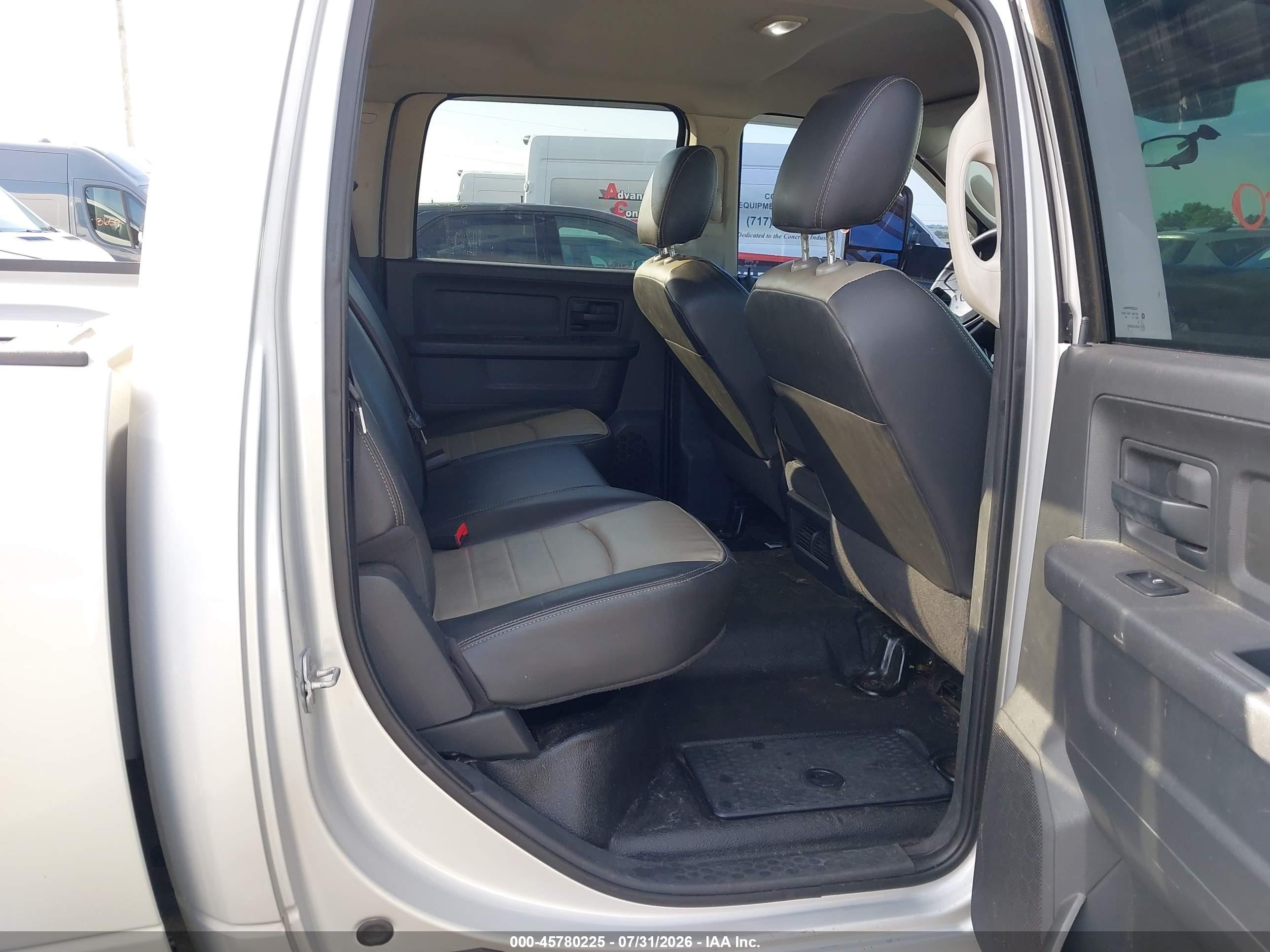 2011 Ram Ram 1500 St Silver vin: 1D7RB1CP2BS541970