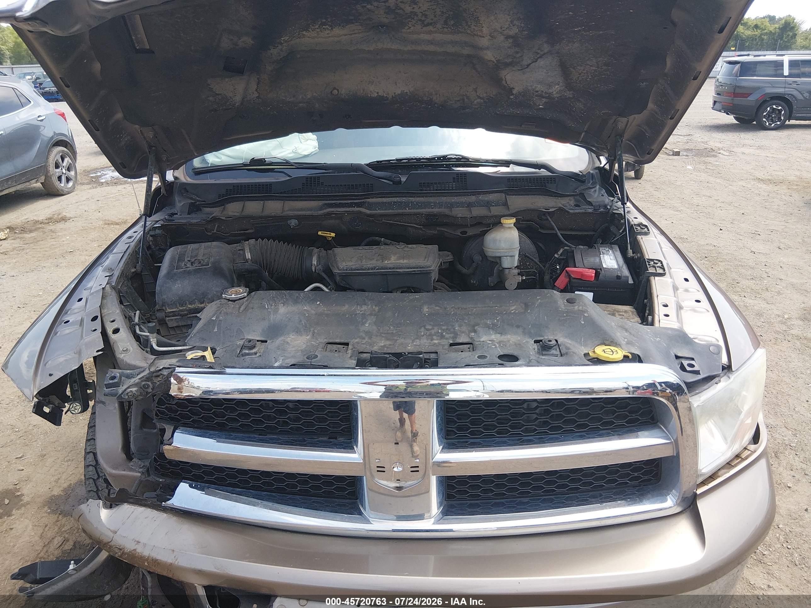 2010 Dodge Ram 1500 Slt/sport/trx Beige vin: 1D7RB1CP3AS141933