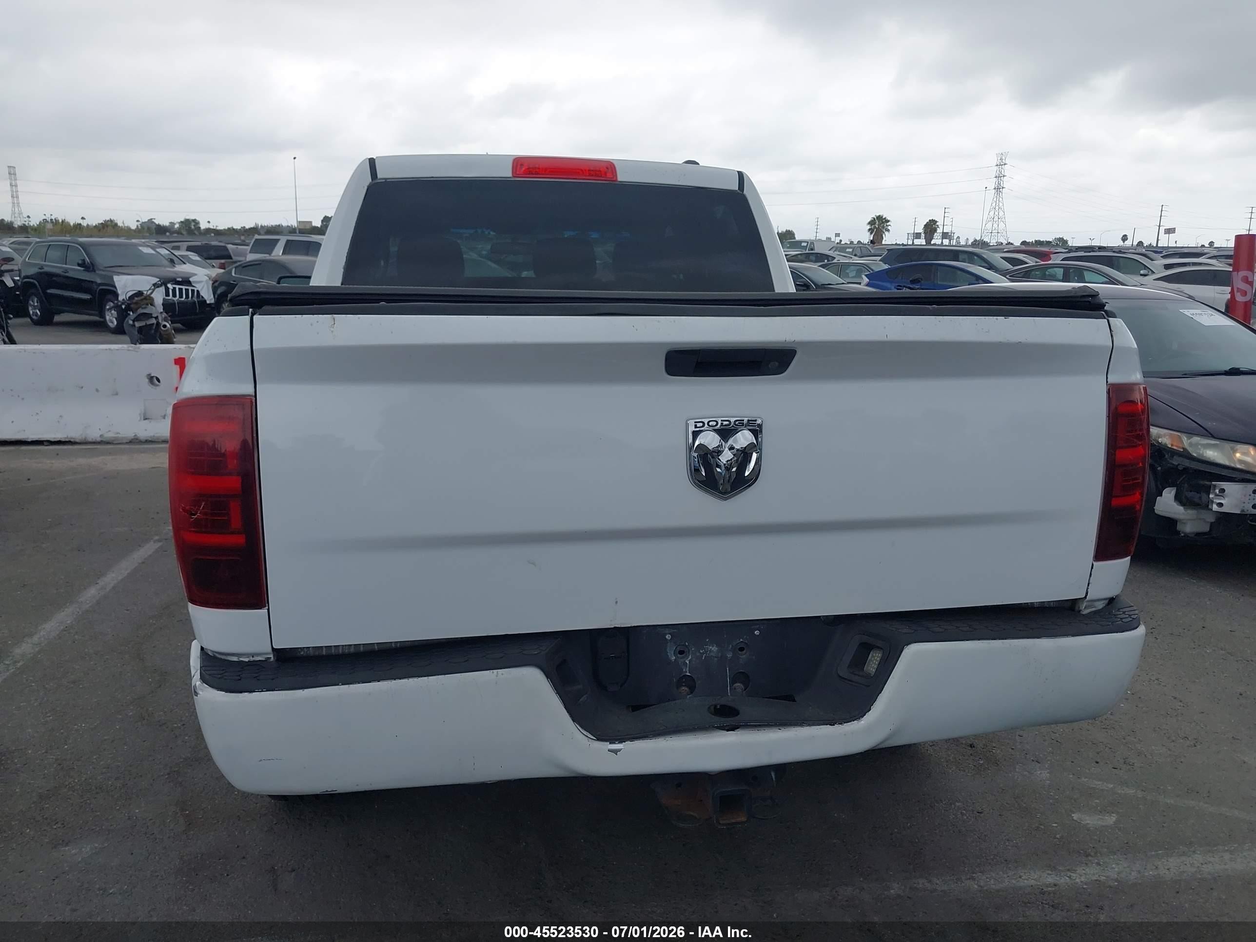2010 Dodge Ram 1500 Slt/sport/trx White vin: 1D7RB1CP9AS153455