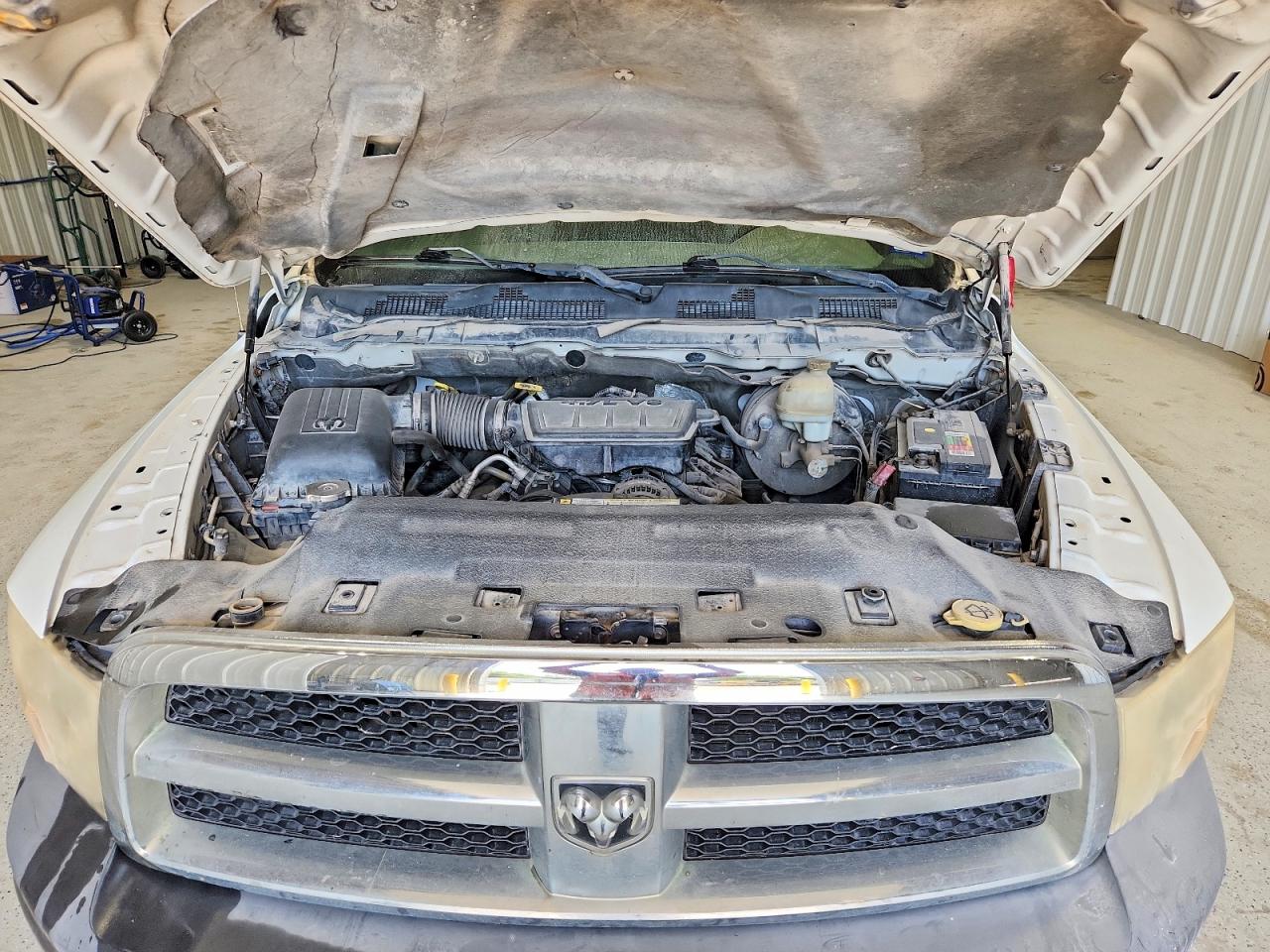2011 Dodge Ram 1500 White vin: 1D7RB1CPXBS692703
