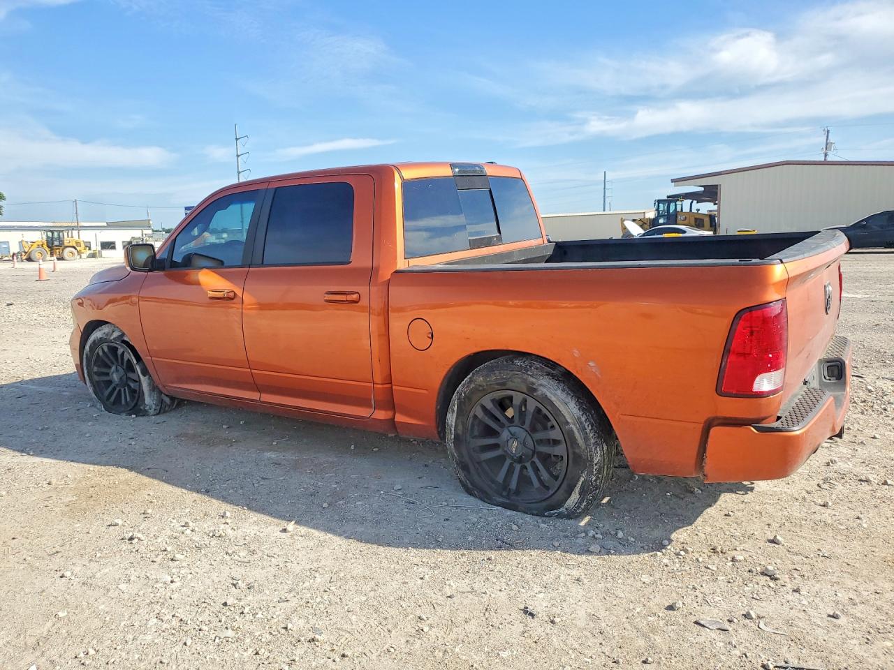 2010 Dodge Ram 1500 Orange vin: 1D7RB1CT1AS169372