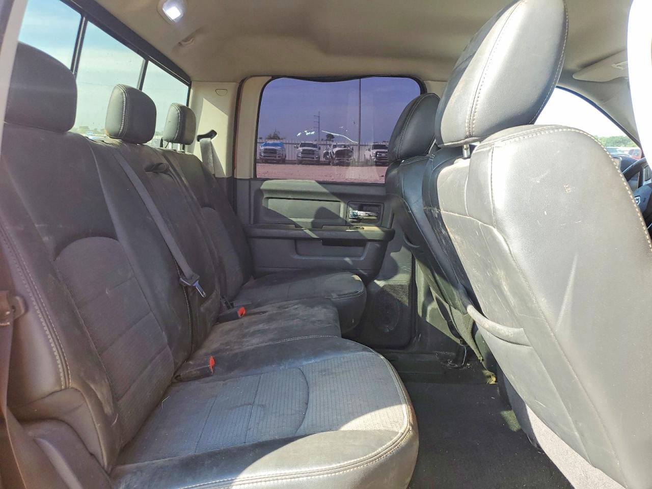 2010 Dodge Ram 1500 Orange vin: 1D7RB1CT1AS169372